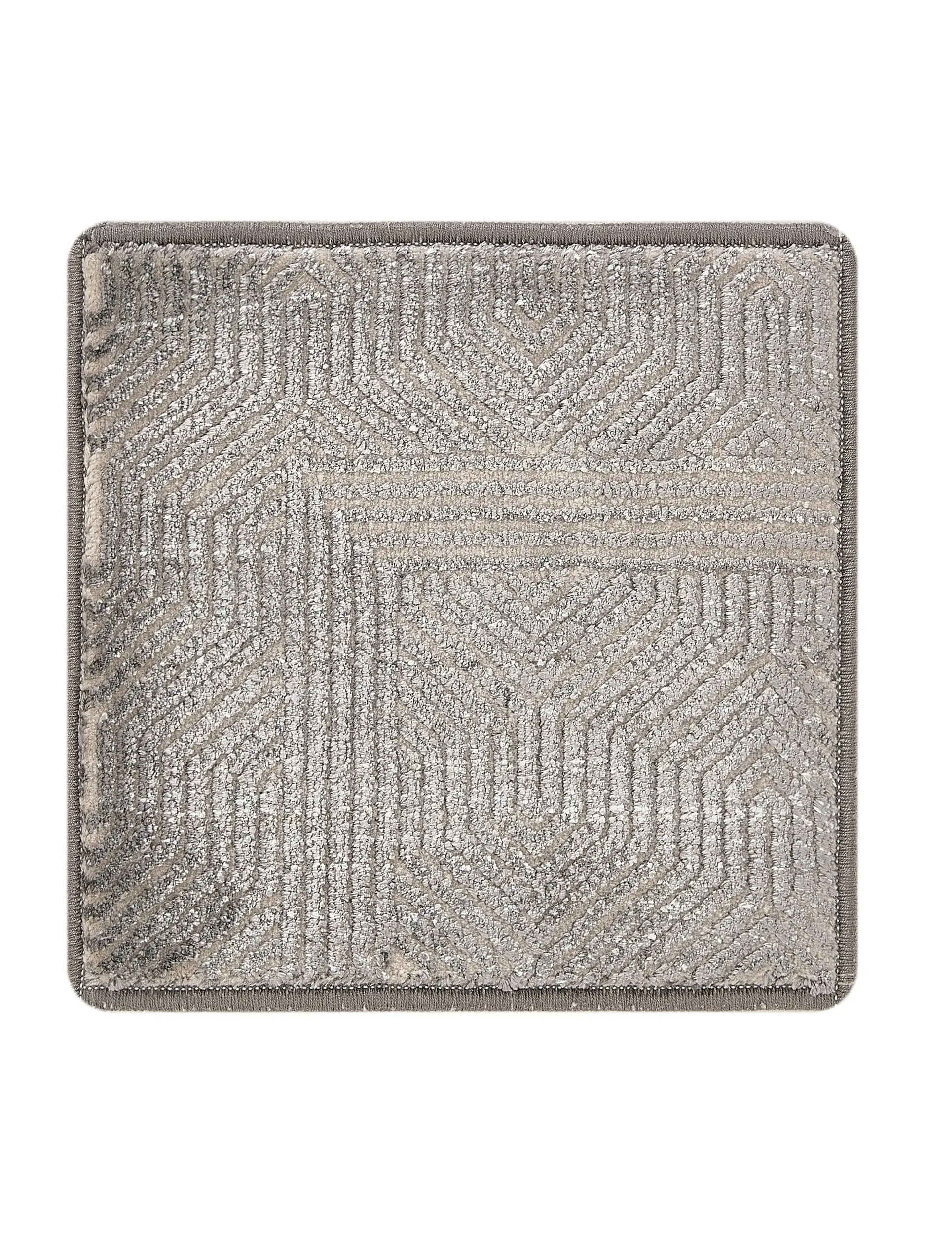 Teppich Leandro aus 60% Viskose, 40% Polyacryl (Chenille) in Grau von benuta Finest