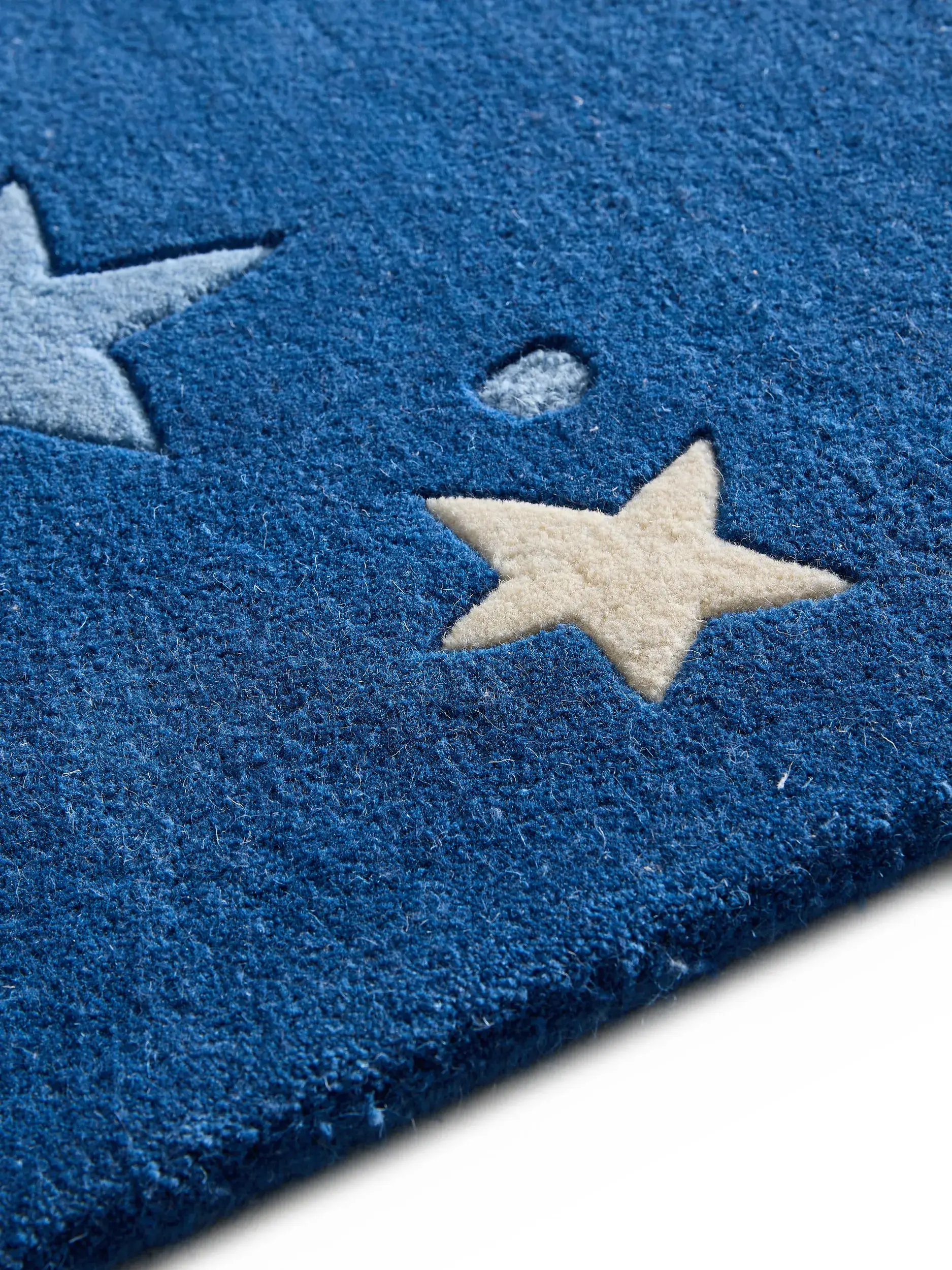 Teppich aus 100% Wolle in Blau mit 100% Wolle hohem Flor von Lytte