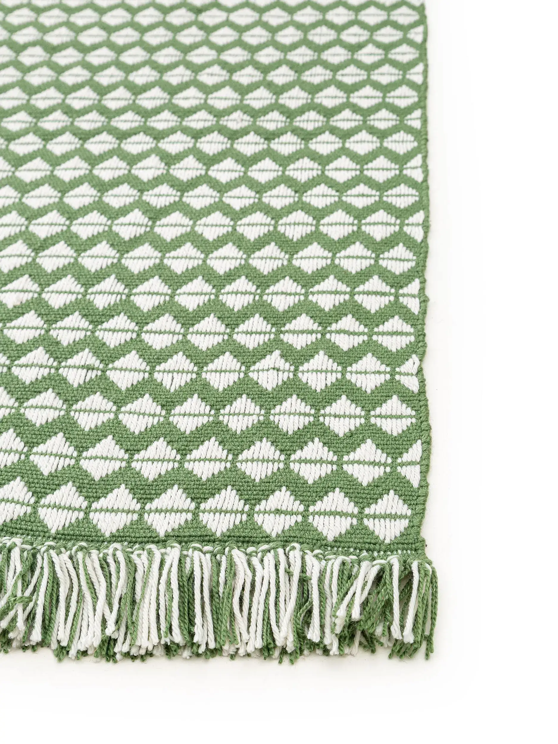 Matto 100% Polyester (recyceltes PET)a värissä Grün 100% Polyester (recyceltes PET) korkealla nukalla merkiltä benuta Pure