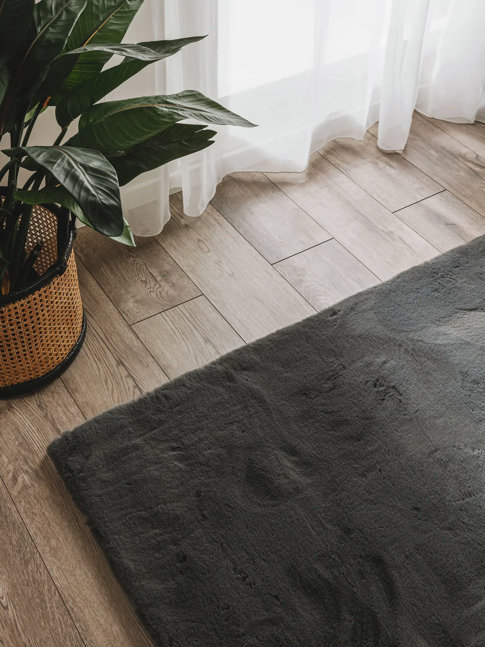 Teppich aus 100% Polyester in Grau mit 100% Polyester hohem Flor von benuta Nest
