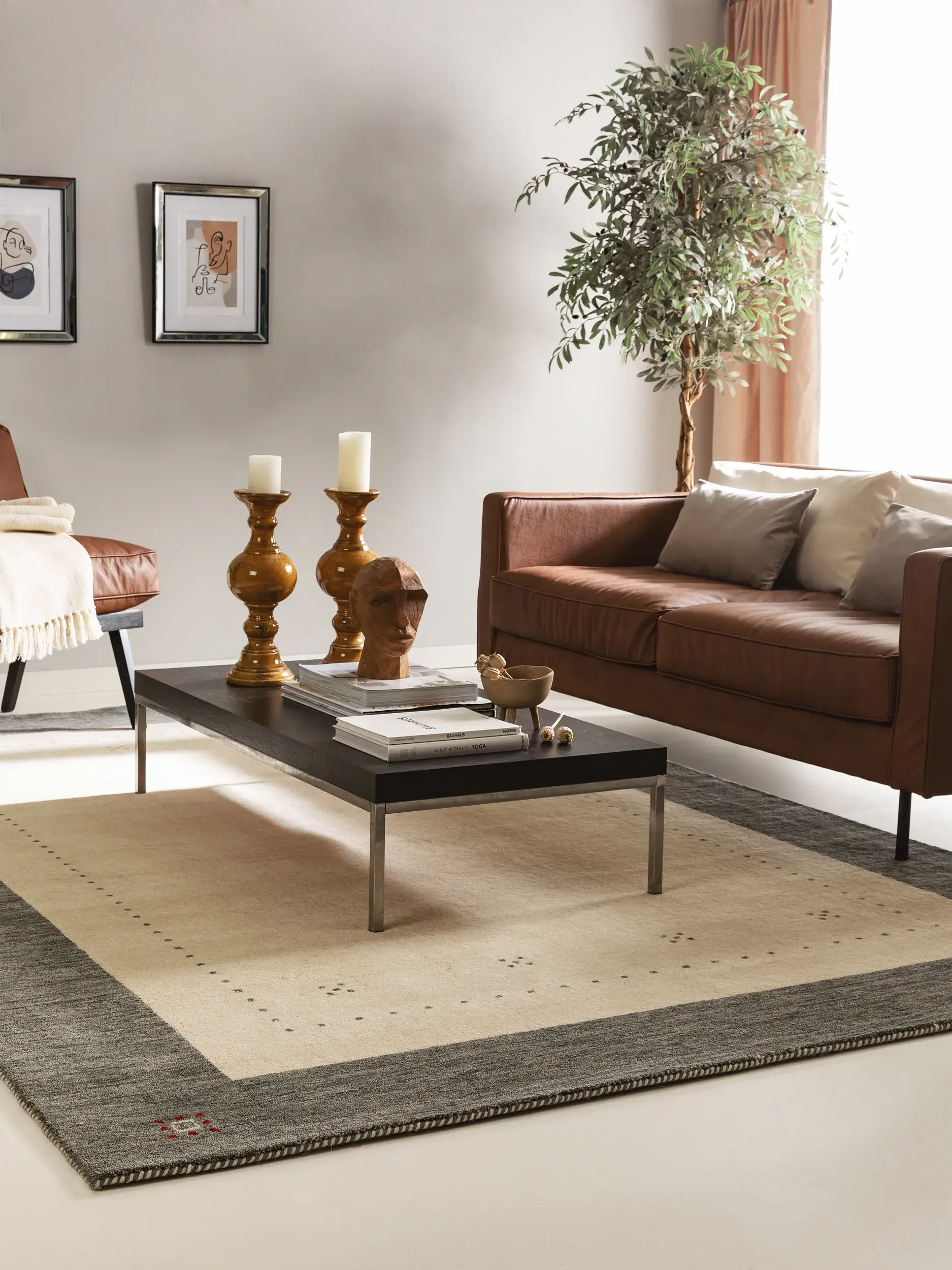 Teppich aus 100% Wolle in Beige mit 100% Wolle hohem Flor von benuta Nest