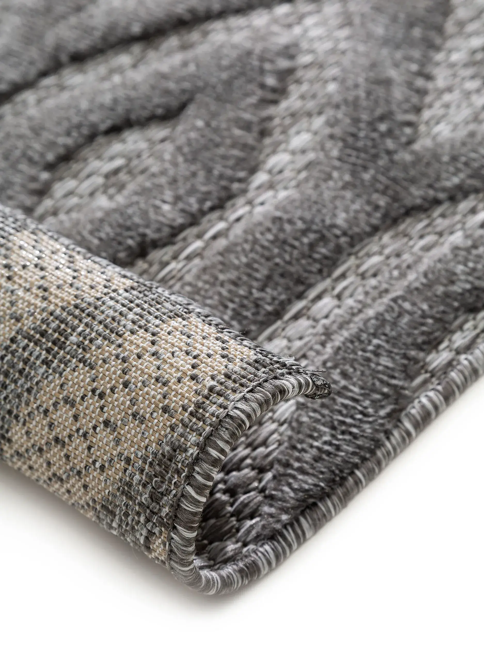 Rug made of 100% Polypropylen in Grey with a 100% Polypropylen high pile by benuta