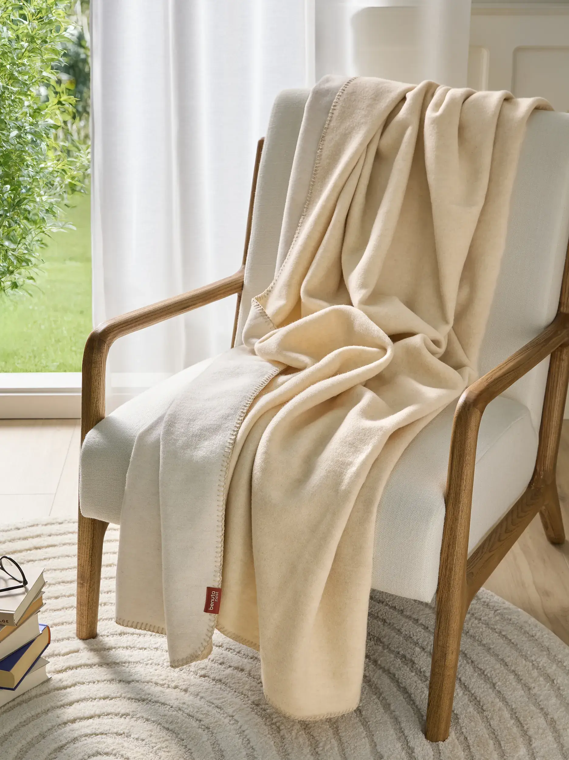 Tæppe Mona Cremehvid fra benuta nest