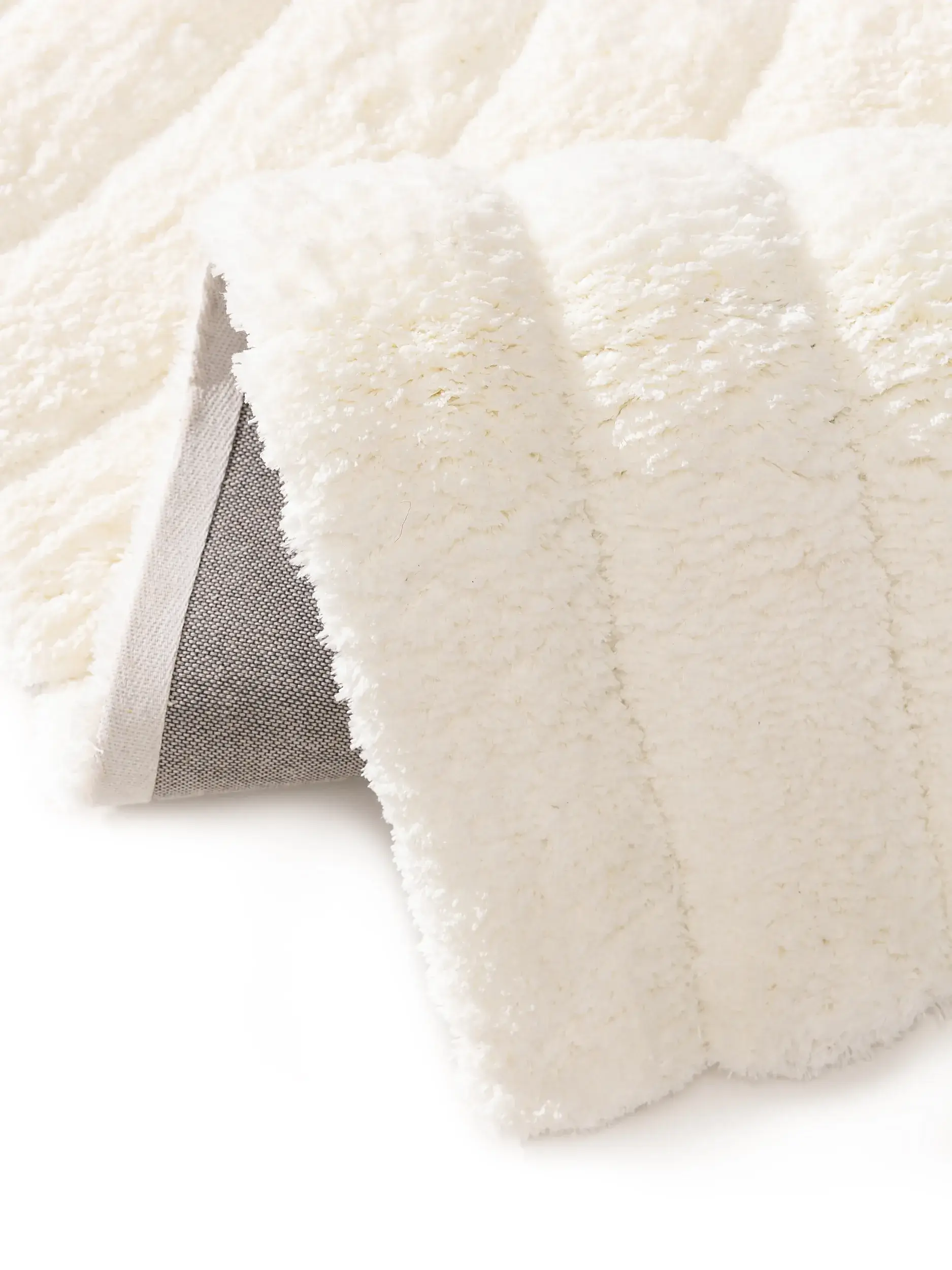 Rug made of 100% Polyester in Beige with a 100% Polyester high pile by benuta Nest