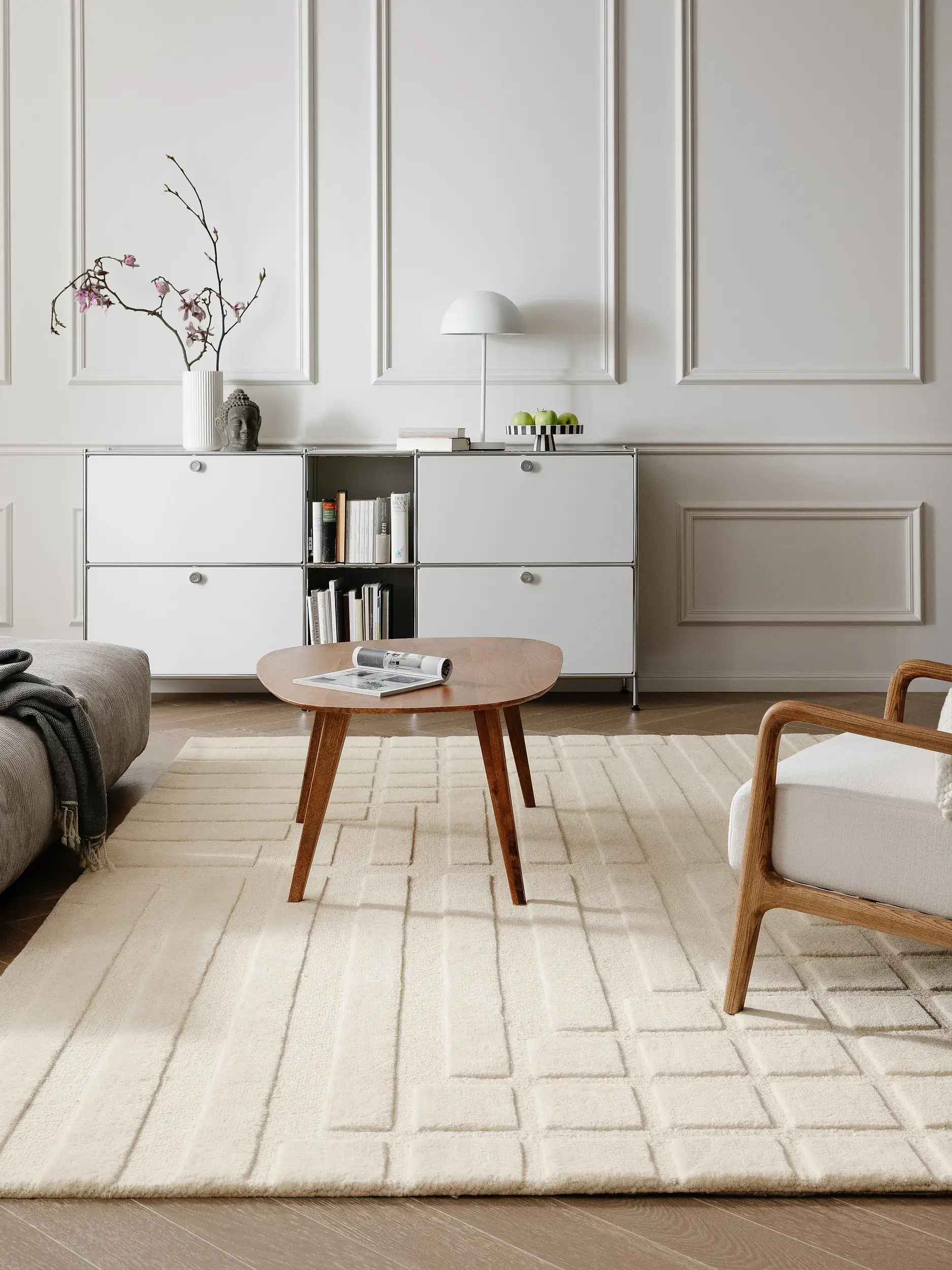 Rug made of 100% Wolle in Weiß with a 100% Wolle high pile by benuta Pure