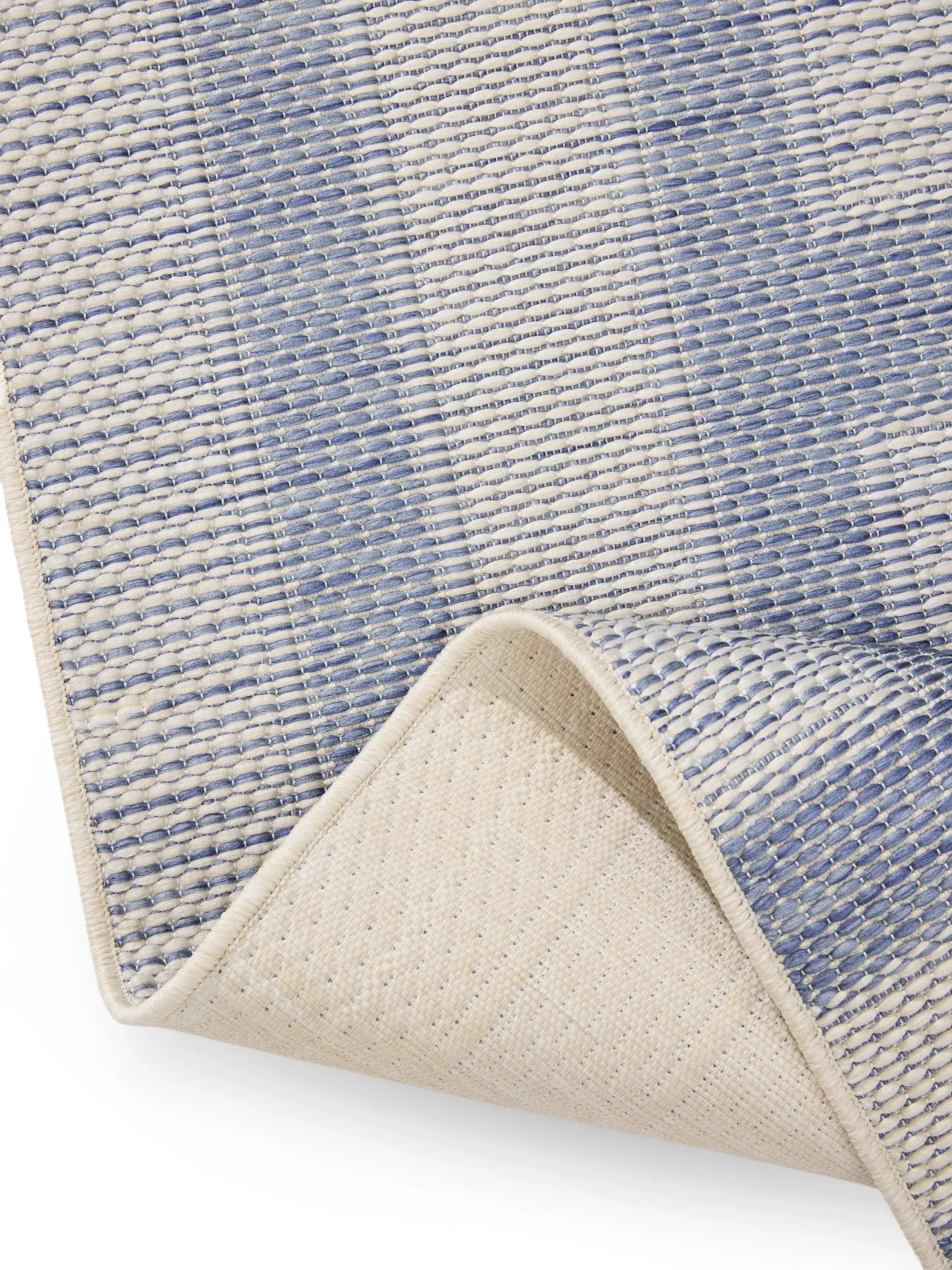 Rug made of 100% Polypropylen in Blue with a 100% Polypropylen high pile by benuta Nest