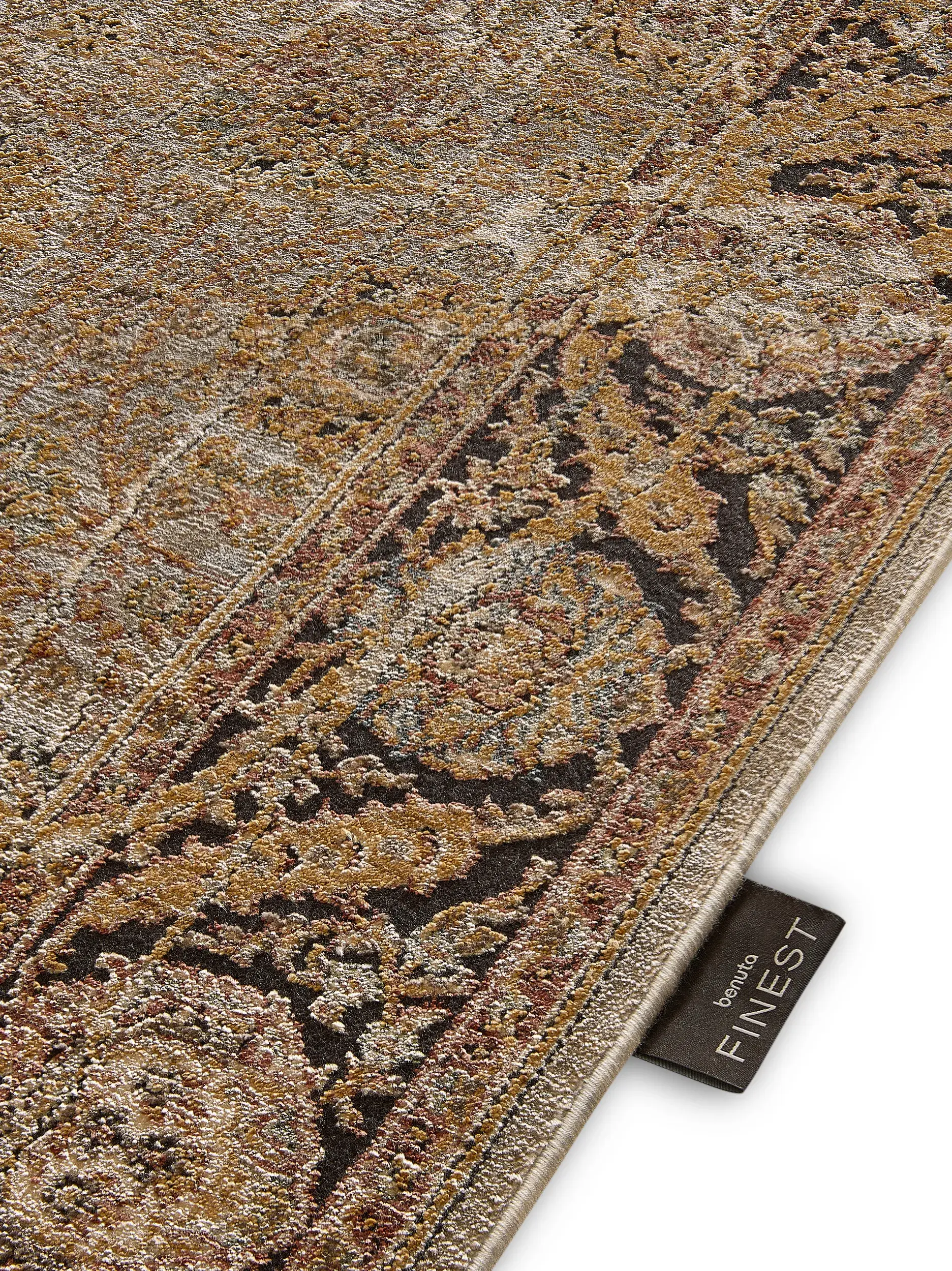 Teppe Medea av 56% Viskose, 30% Polyester, 14% Polyakryl i  fra benuta Finest
