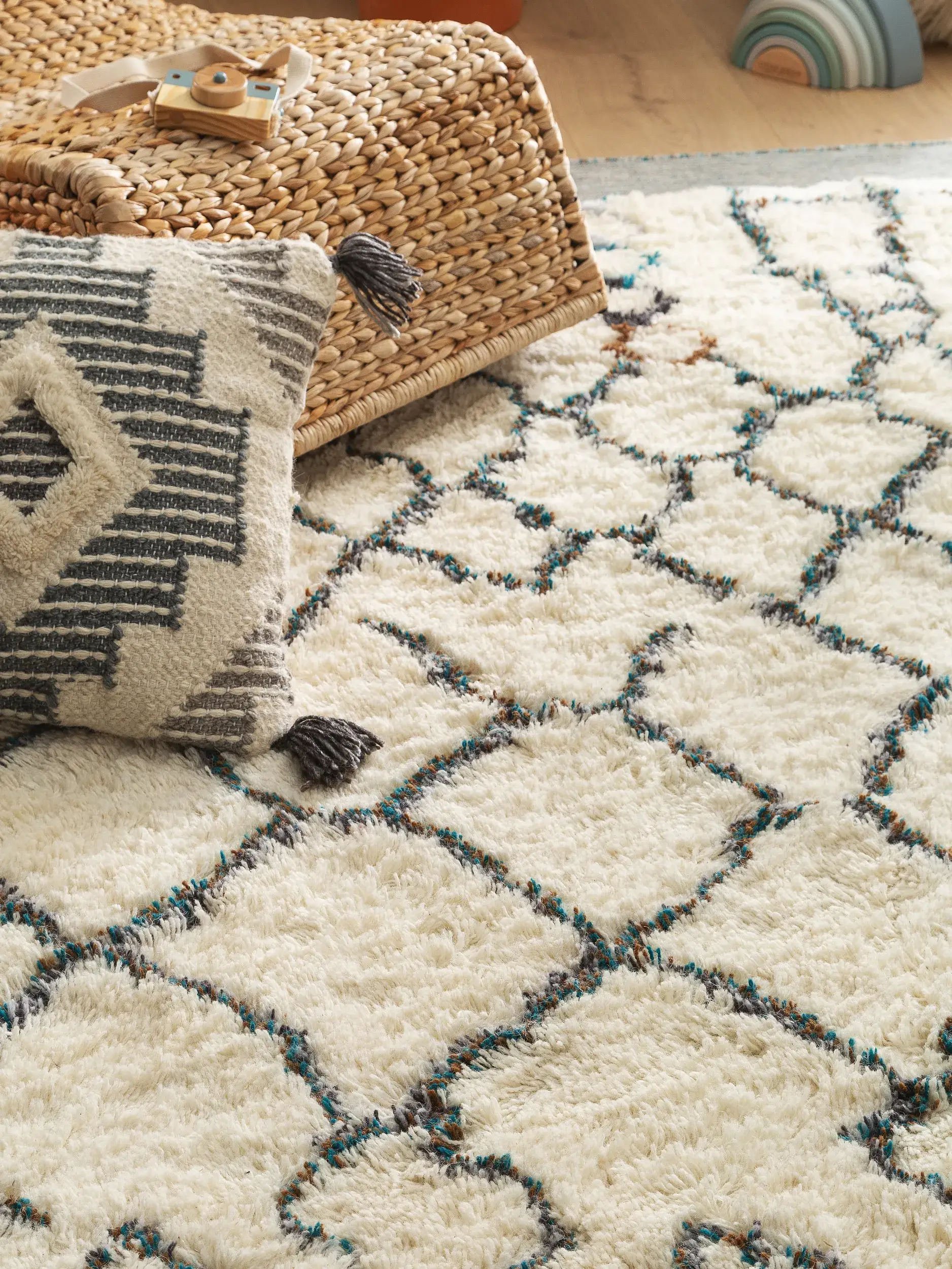 Tapis en 100% Laine en Gris avec une pile de 100% Laine de hauteur de Lytte