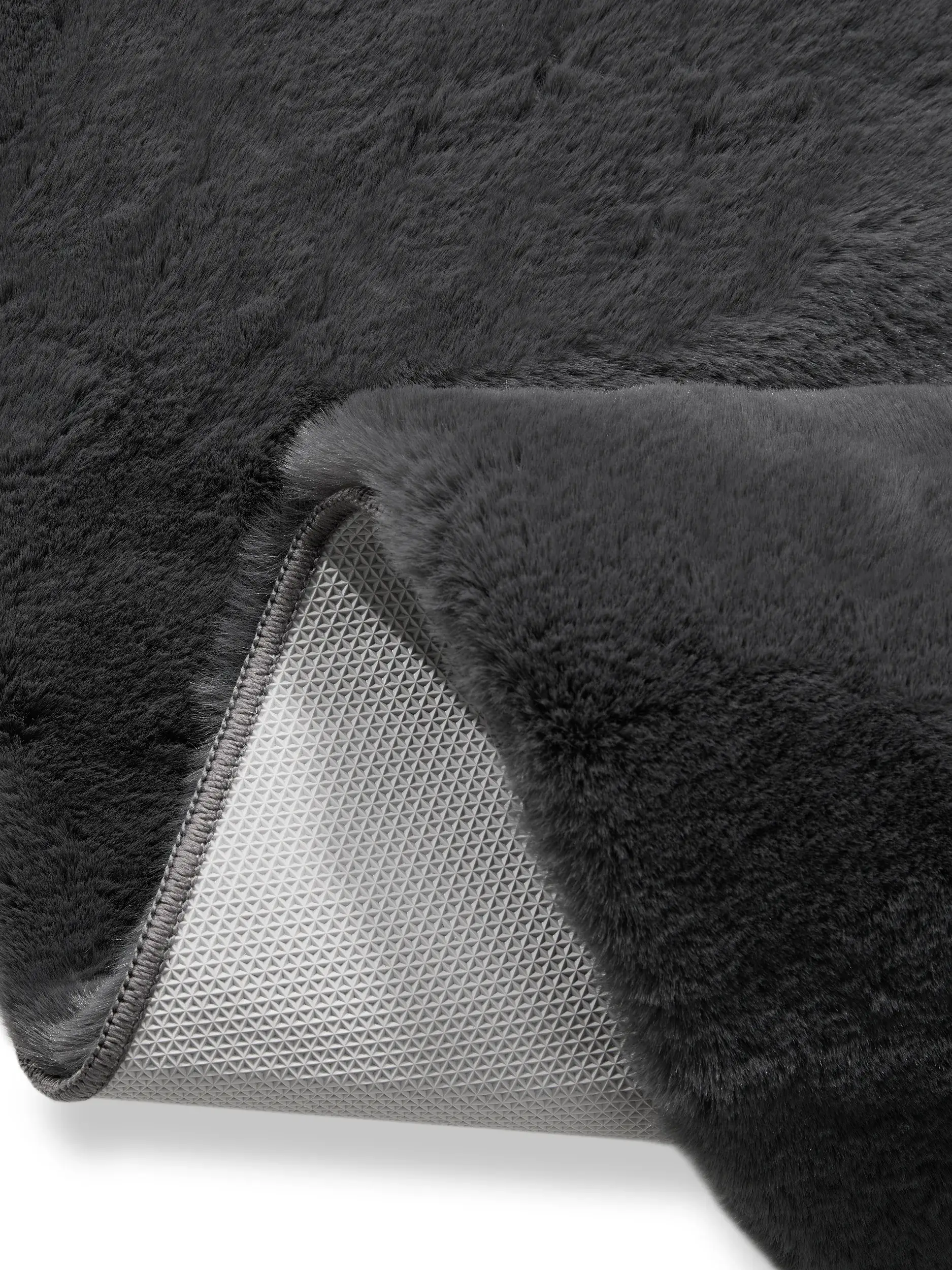 Teppich Dave aus 100% Polyester in Grau von benuta Nest