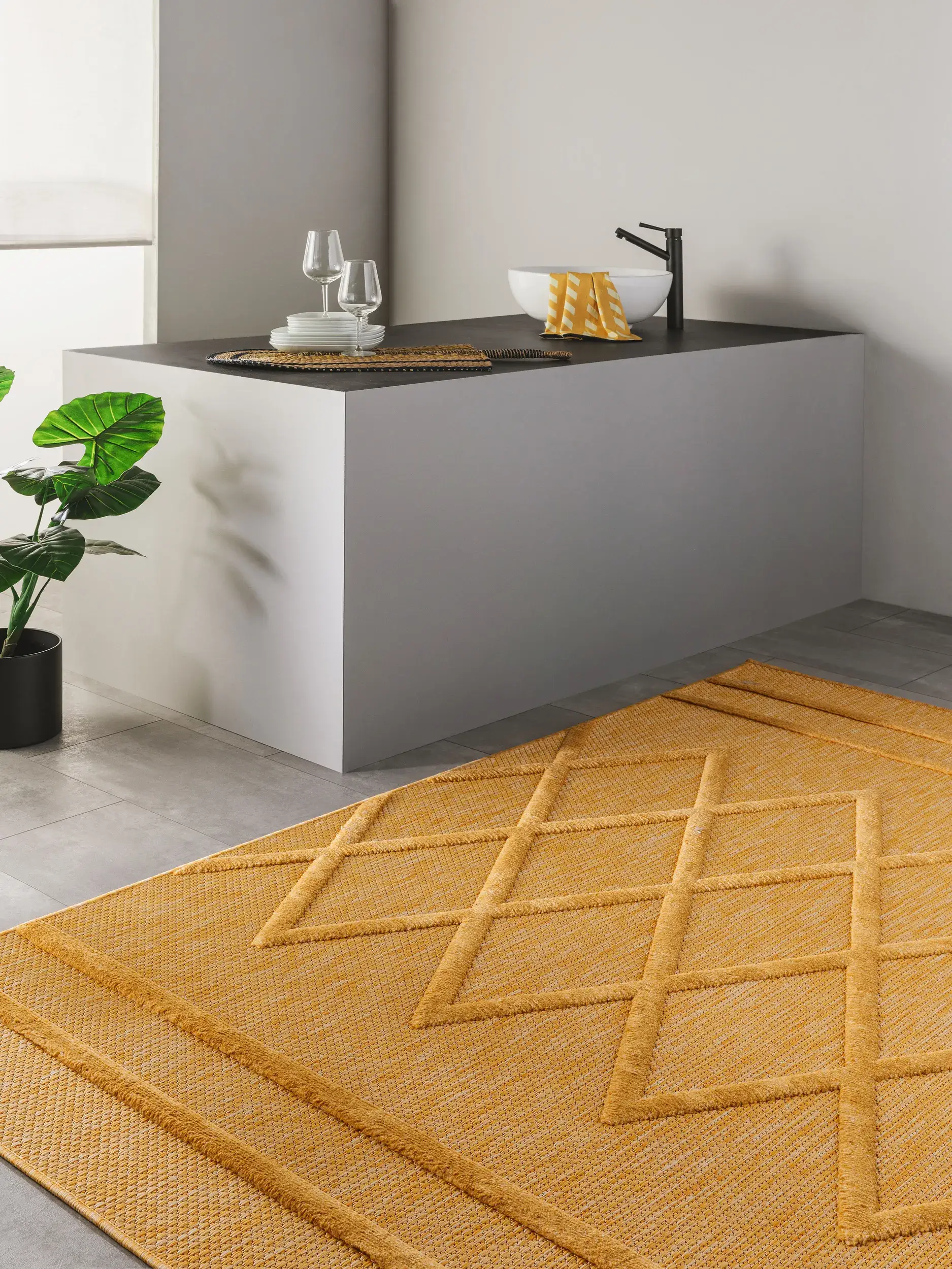 Rug made of 100% Polypropylen in Gelb with a 100% Polypropylen high pile by benuta Nest