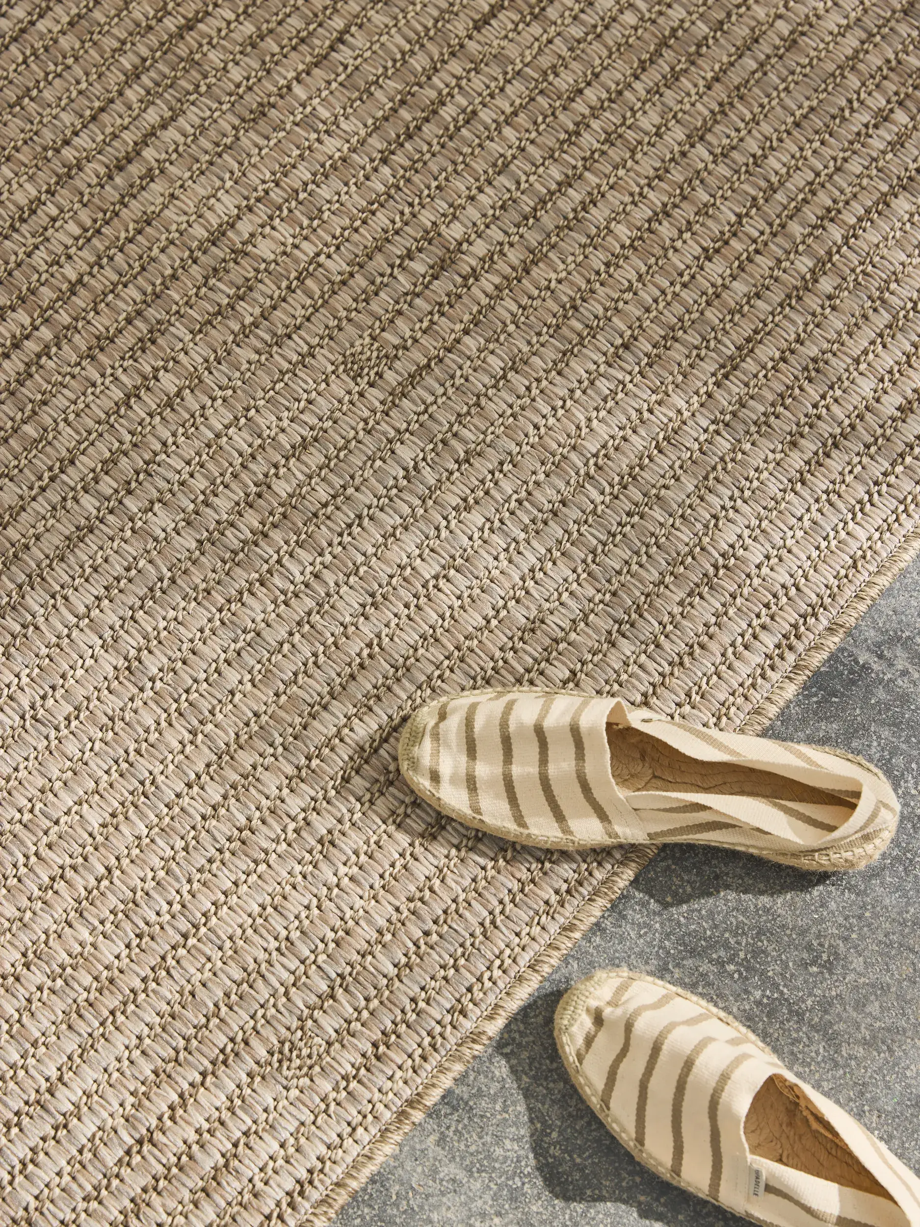 Teppich Naoto aus 100% Polypropylen in Beige von benuta Nest