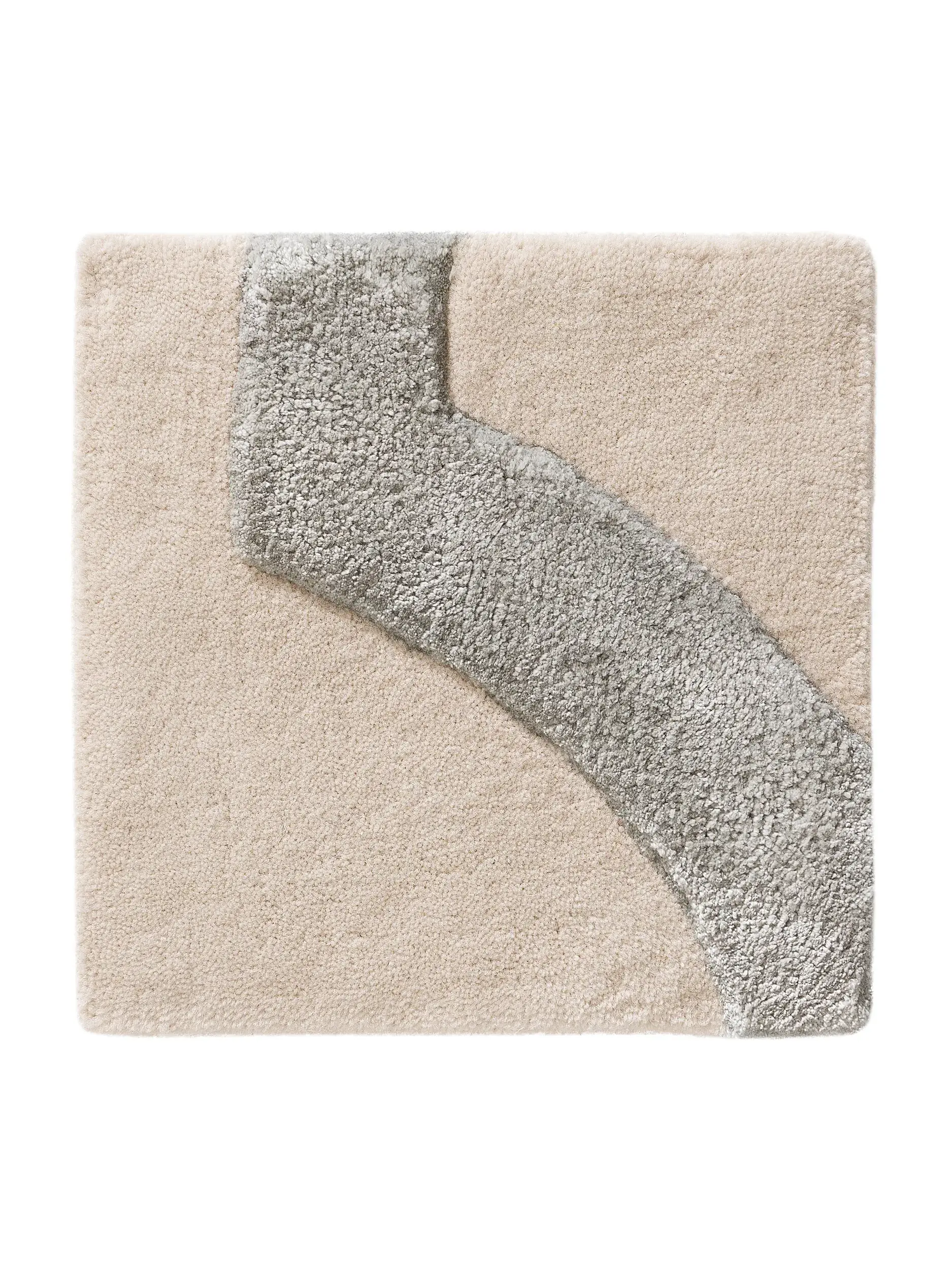 Matto 65% Wolle, 35% Lyocell (Tencel™)a värissä Beige 65% Wolle, 35% Lyocell (Tencel™) korkealla nukalla merkiltä benuta Finest