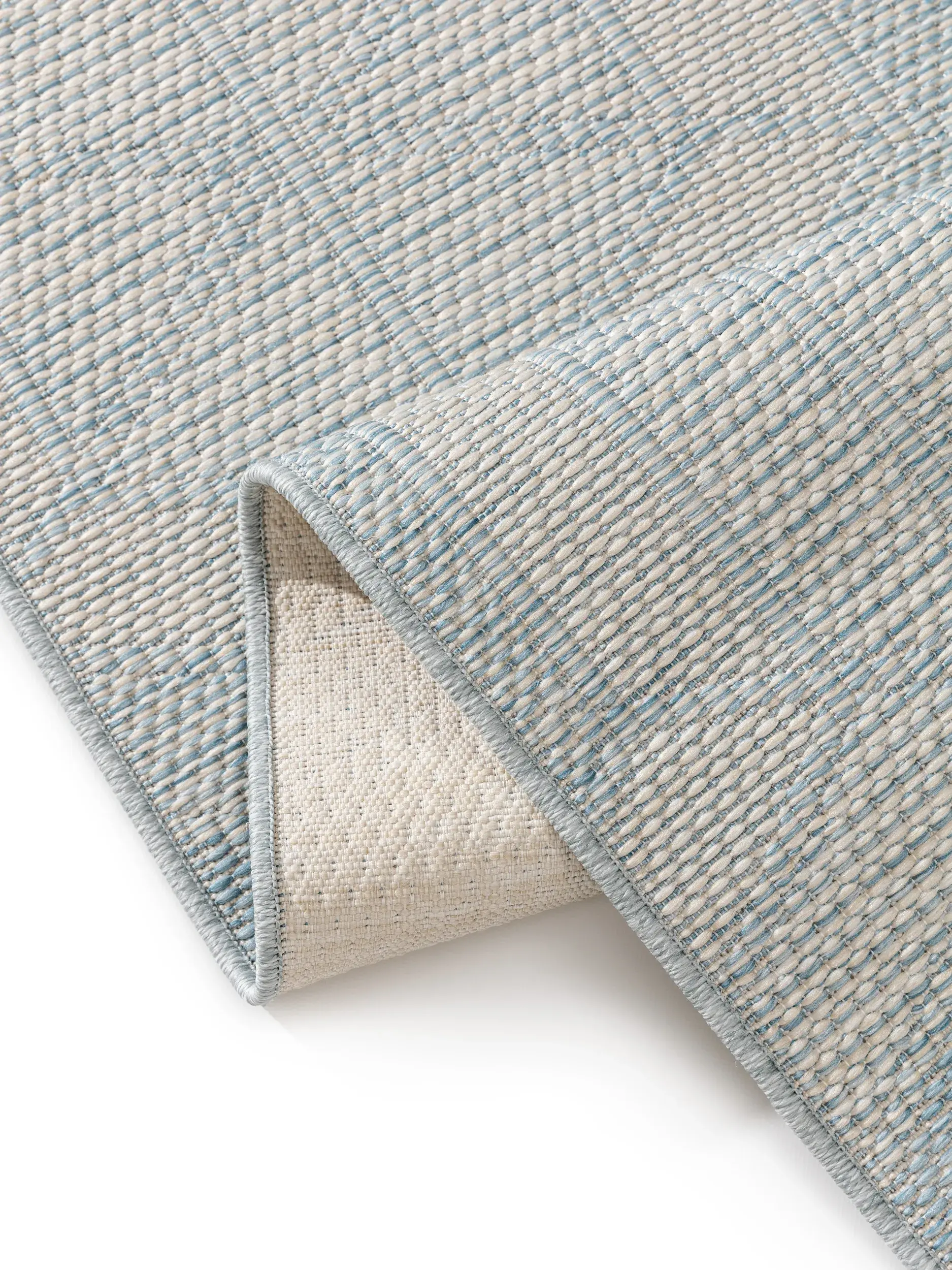 Rug made of 100% Polypropylen in Blue with a 100% Polypropylen high pile by benuta Nest