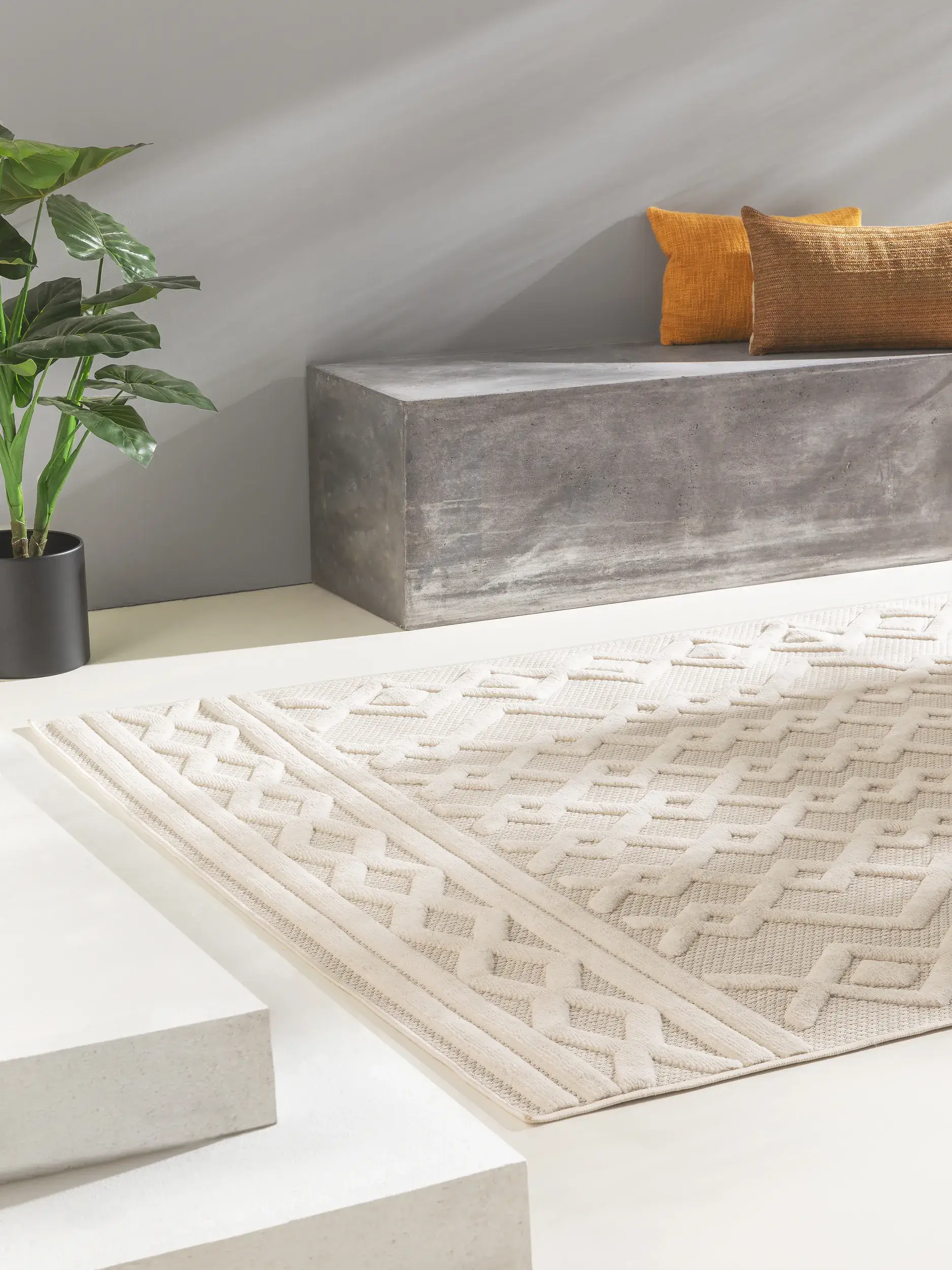 Teppe av 100% Polypropylen i Beige med 100% Polypropylen høy lugg fra benuta Nest