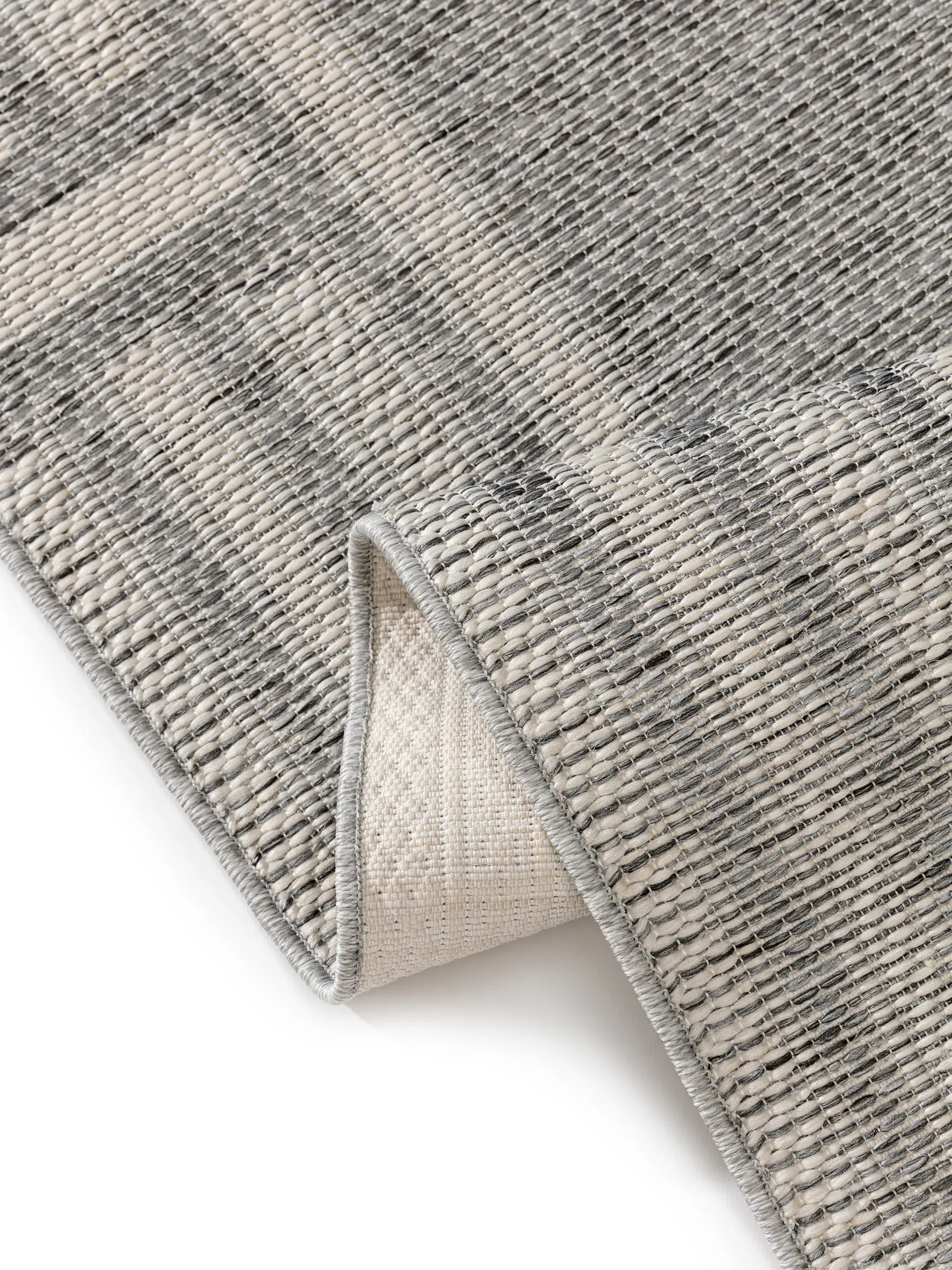 Rug made of 100% Polypropylen in Grey with a 100% Polypropylen high pile by benuta Nest