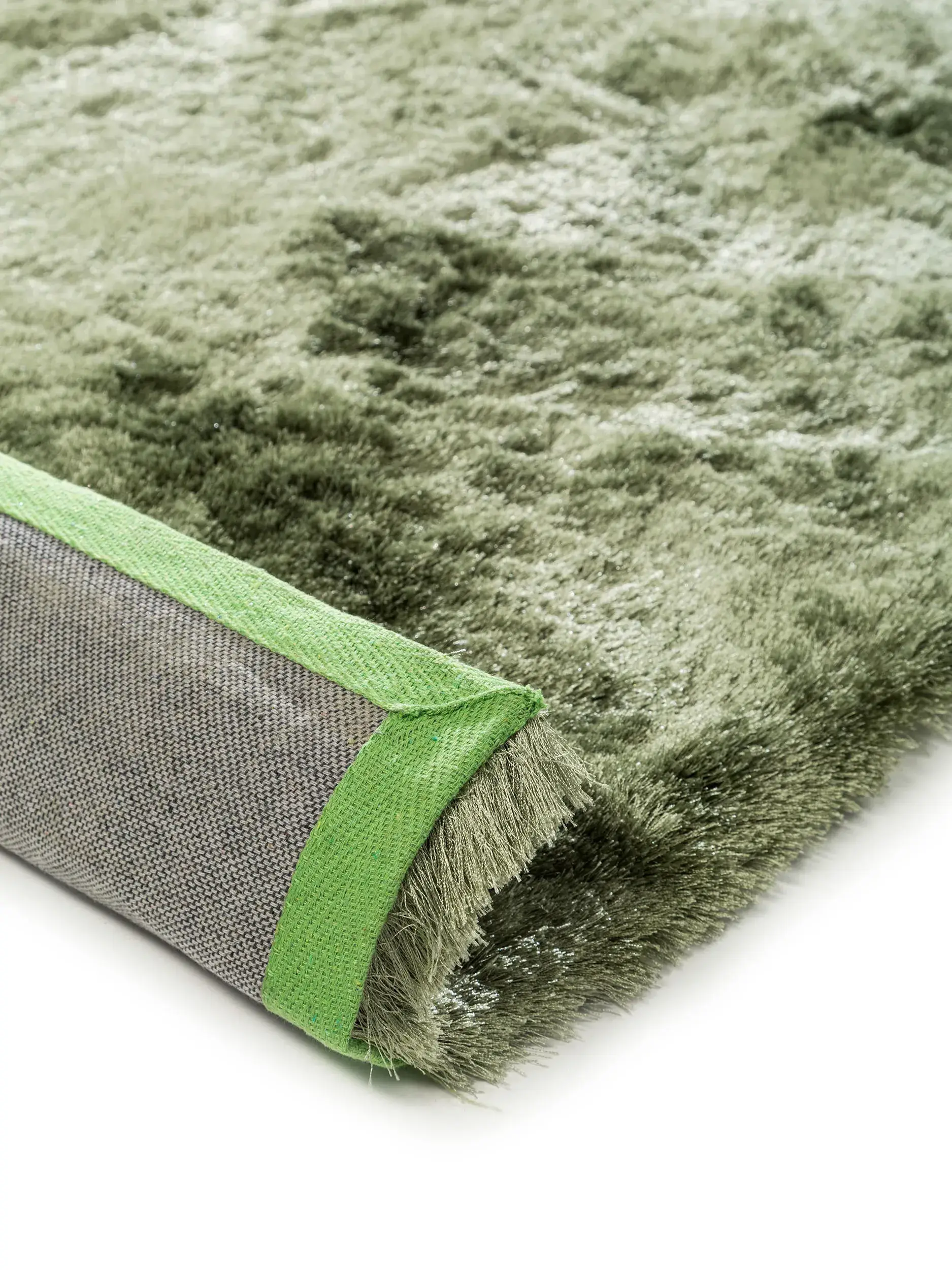 Matto 100% Polyestera värissä Grün 100% Polyester korkealla nukalla merkiltä benuta Nest
