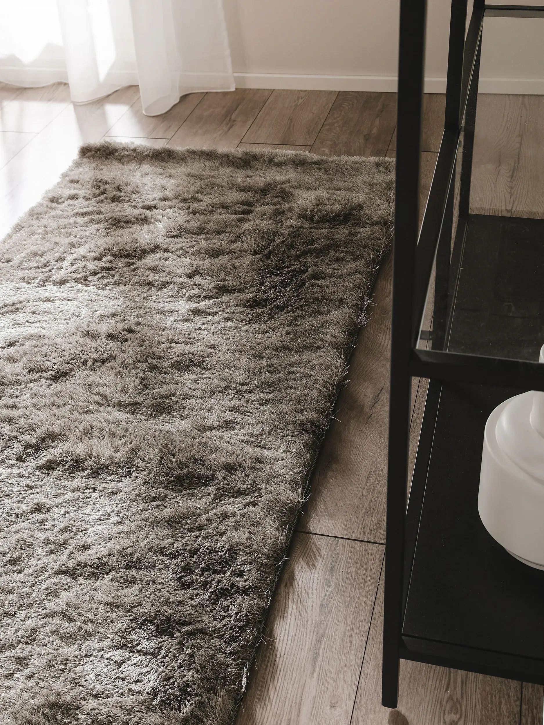 Rug made of 100% Polyester in Grau with a 100% Polyester high pile by benuta Nest