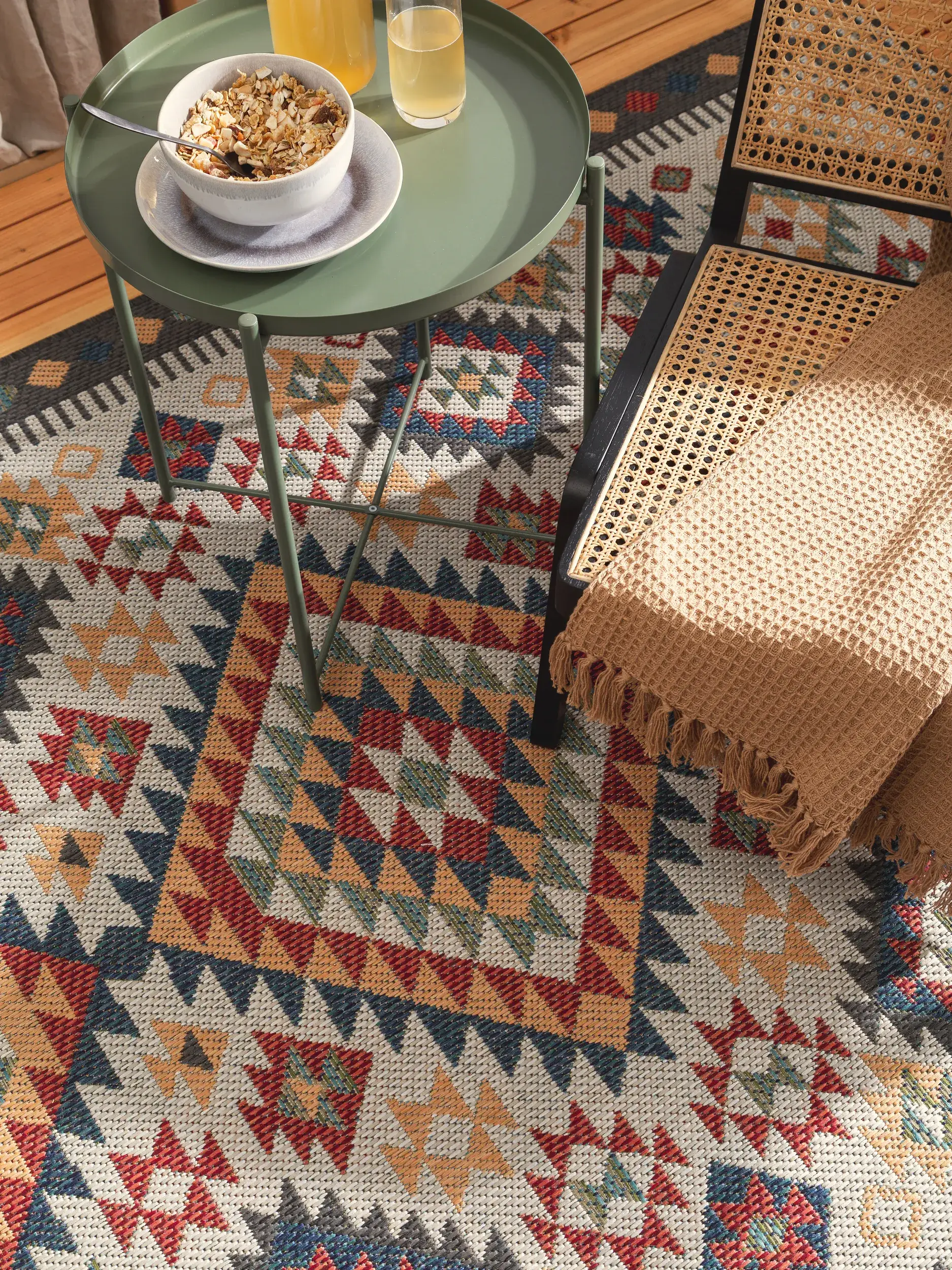 Rug made of 100% Polypropylen in Rot with a 100% Polypropylen high pile by benuta Nest