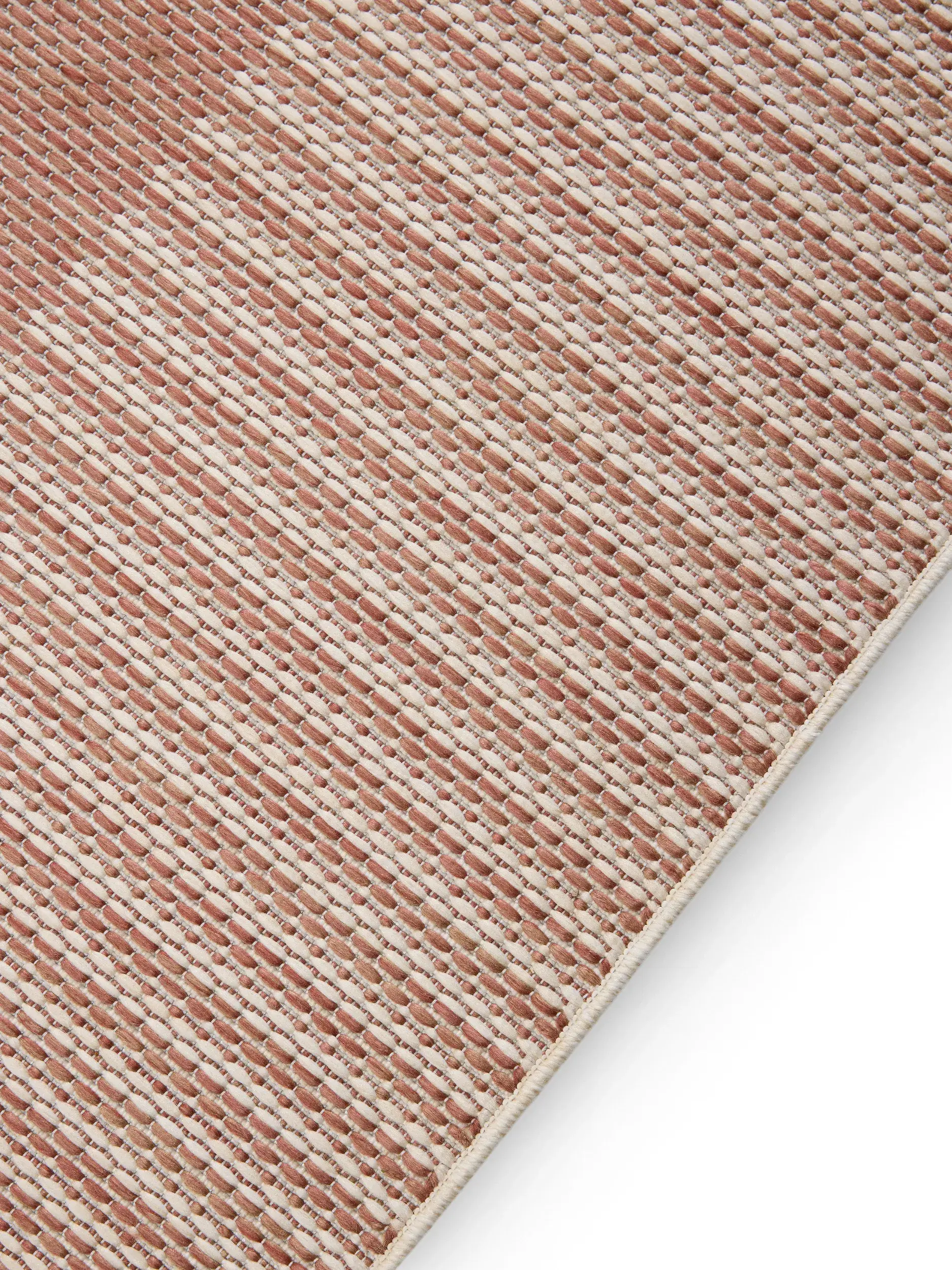 Teppich aus 100% Polypropylen in Braun mit 100% Polypropylen hohem Flor von benuta Nest