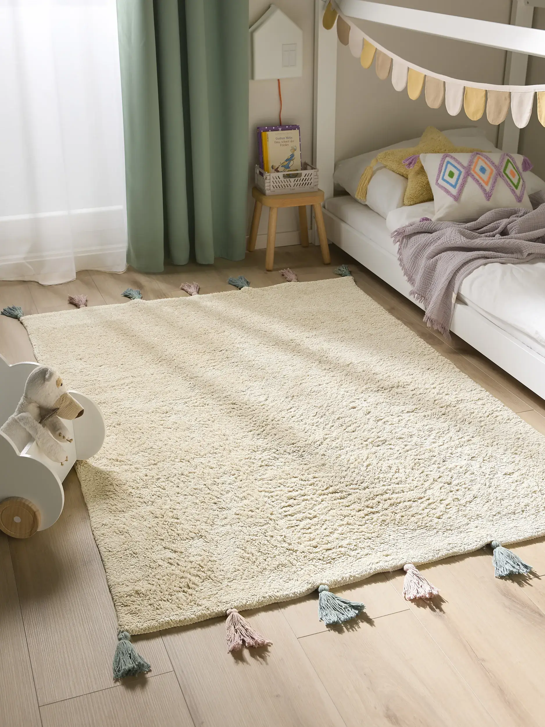 Matto 100% Baumwollea värissä Beige 100% Baumwolle korkealla nukalla merkiltä Lytte