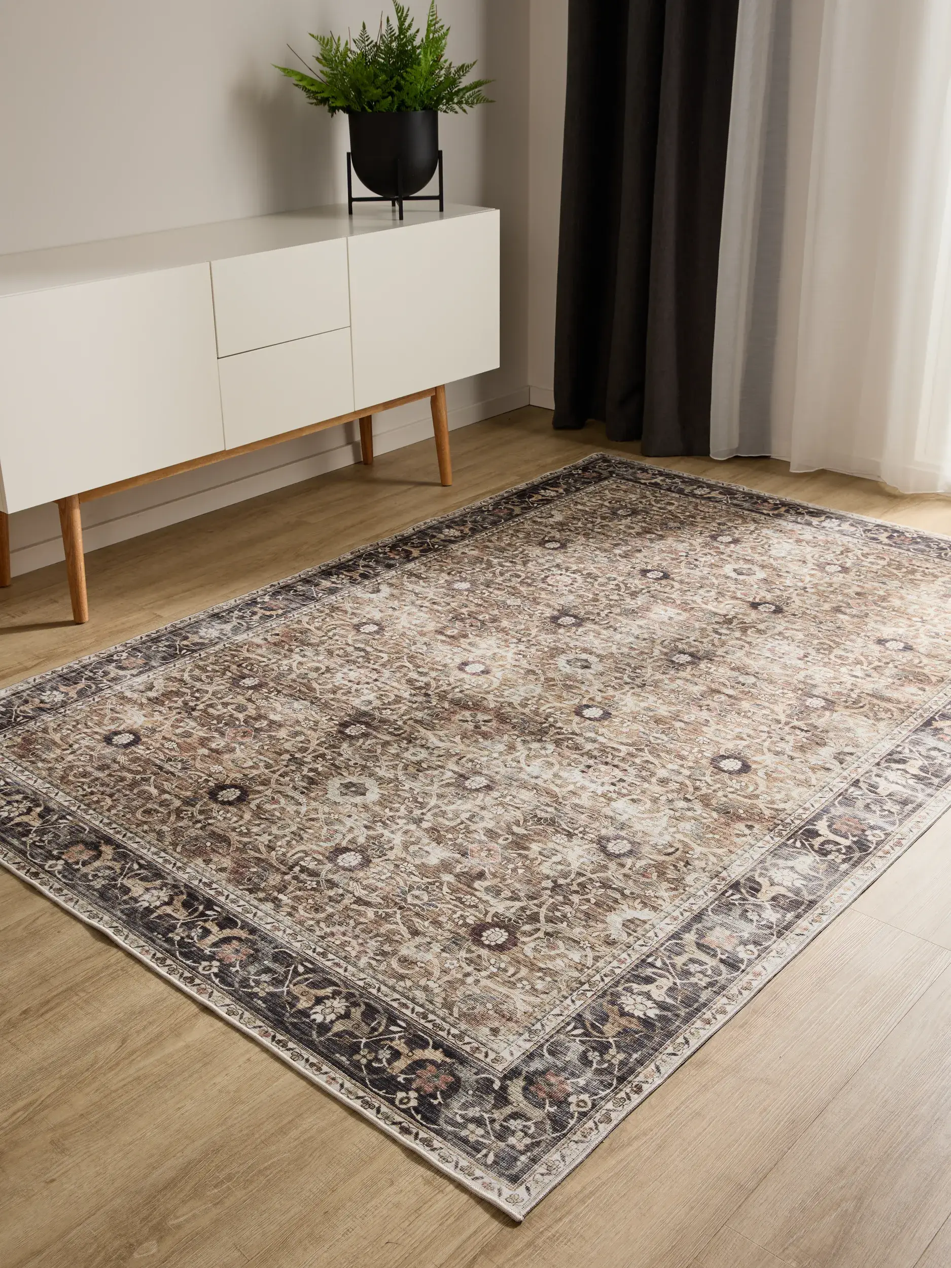 Rug made of 100% Polyester in Grey with a 100% Polyester high pile by benuta Basic