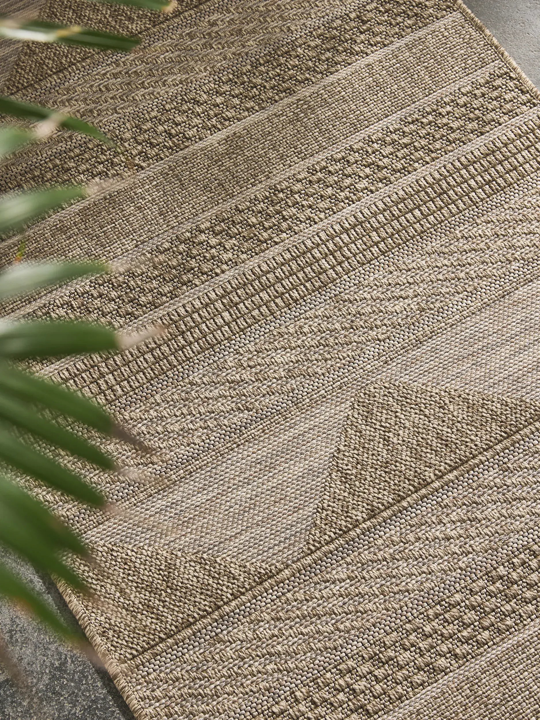 Rug made of 100% Polypropylen in Beige with a 100% Polypropylen high pile by benuta Nest