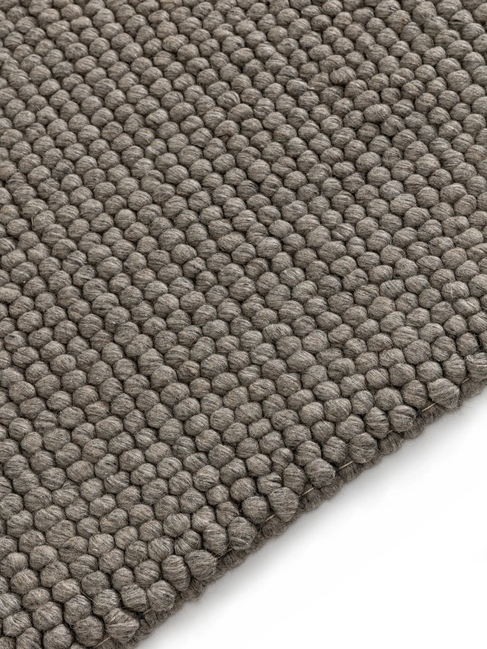 Teppich aus 70% Wolle, 30% Polyester in Grau mit 70% Wolle, 30% Polyester hohem Flor von benuta Pure