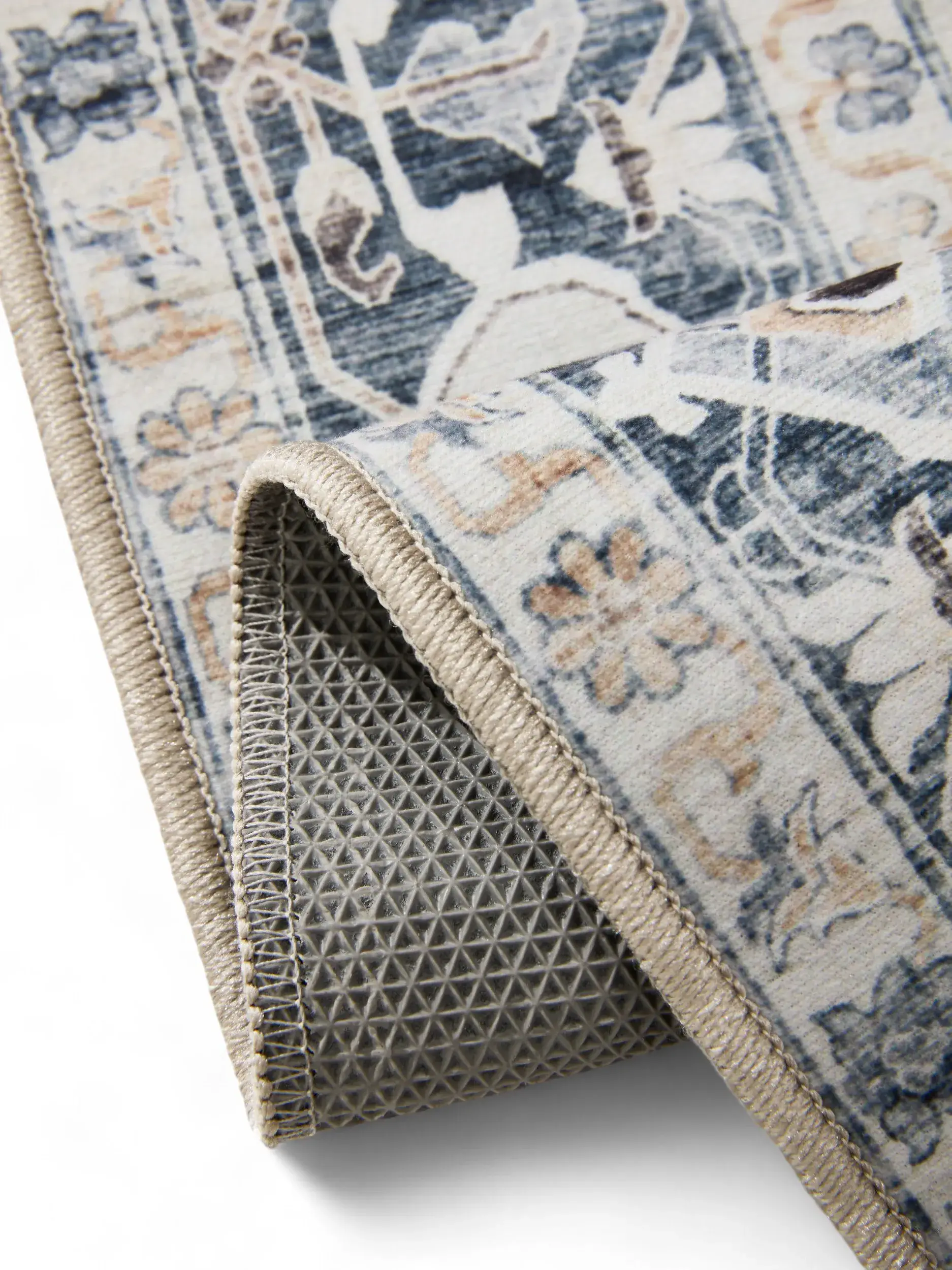 Teppich aus 100% Polyester in Beige mit 100% Polyester hohem Flor von benuta Basic