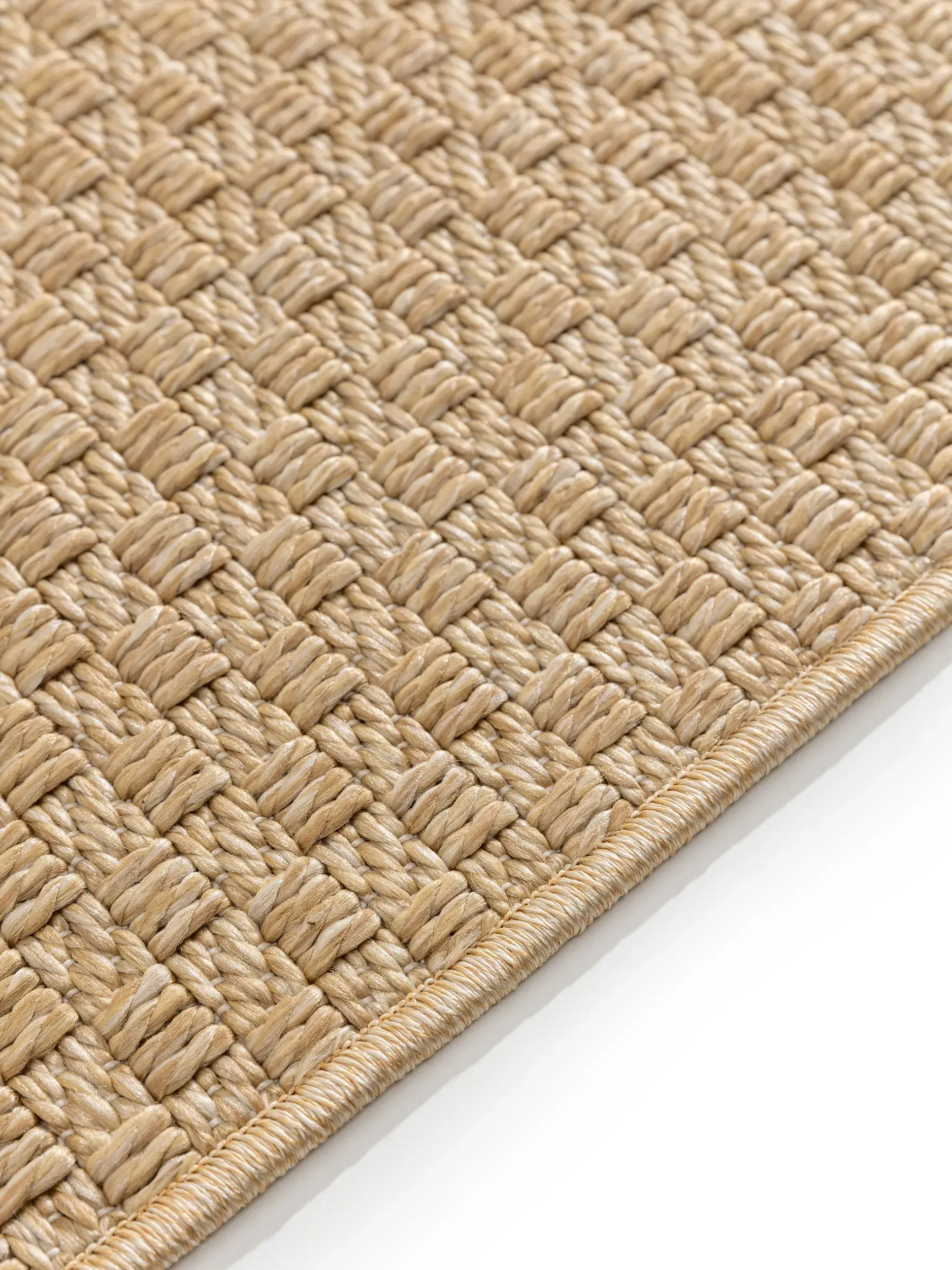 Teppich aus 100% Polypropylen in Beige mit 100% Polypropylen hohem Flor von benuta Pop