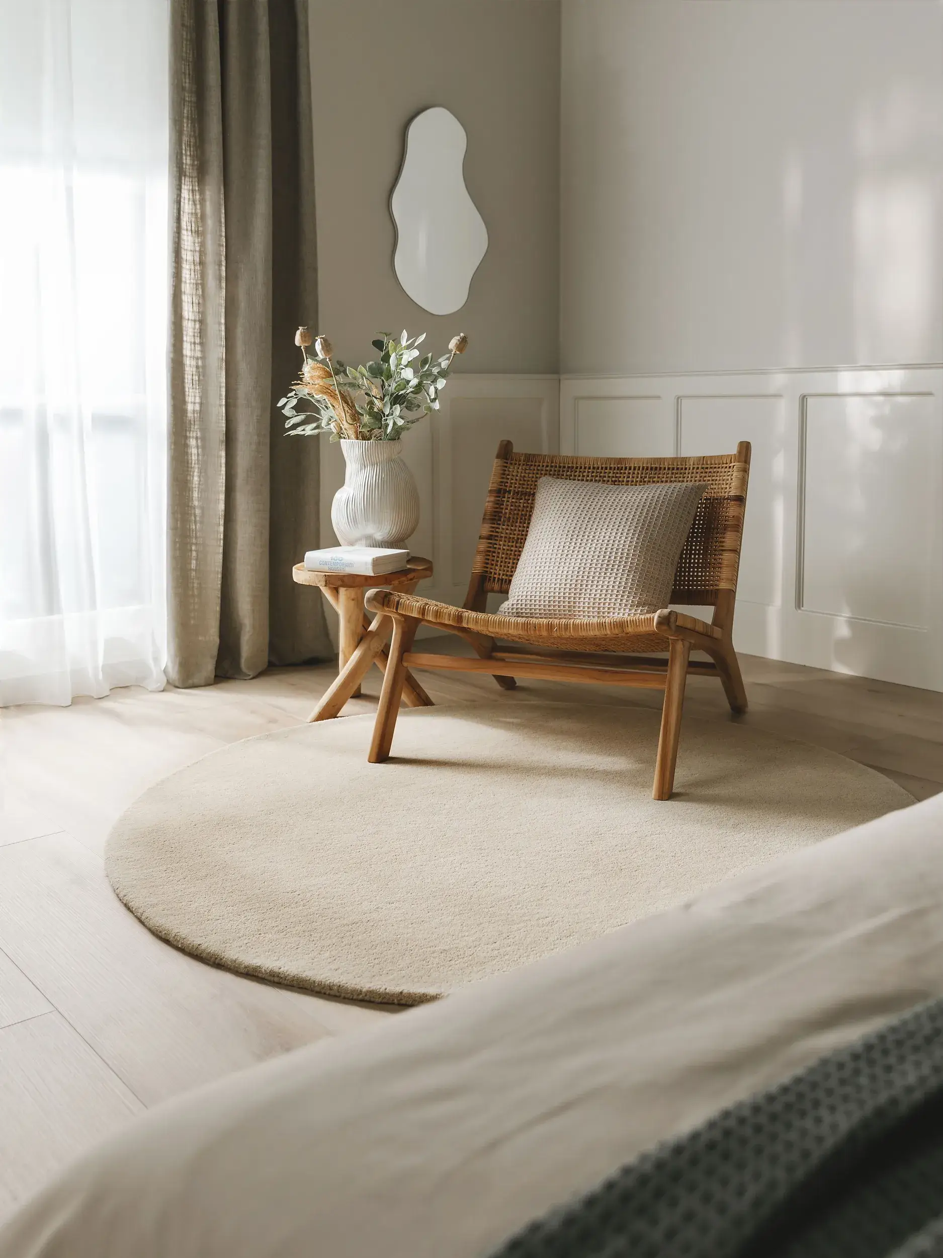 Teppich aus 100% Wolle in Beige mit 100% Wolle hohem Flor von benuta Nest