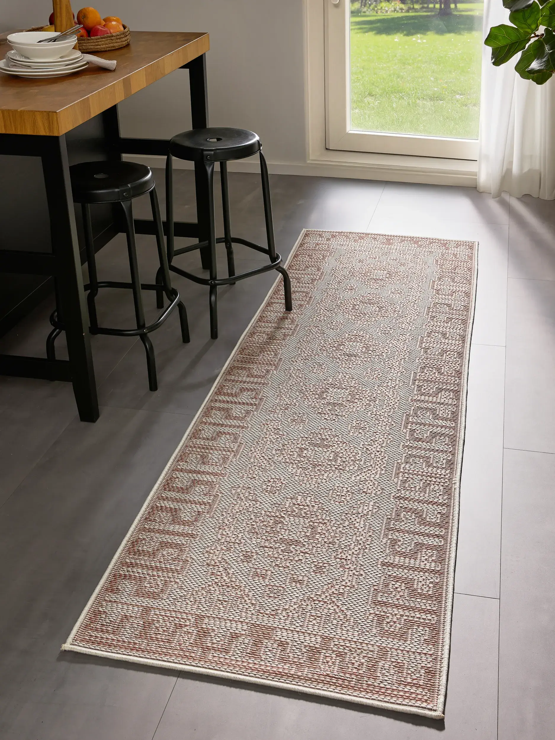 Tapete Bronco de 100% Polipropileno em  da benuta nest