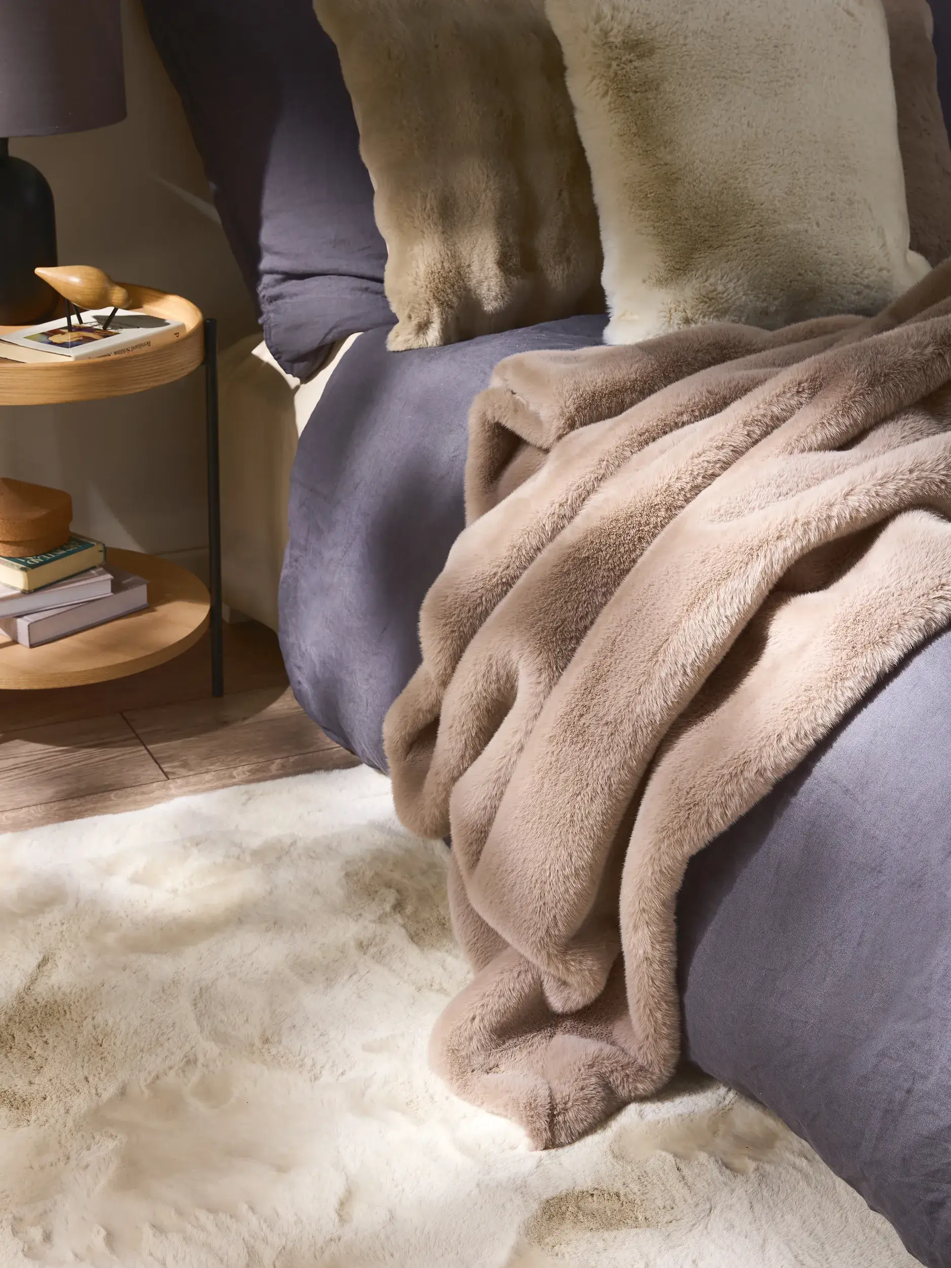 Kuscheldecke Dave Beige im Design  aus  von benuta Nest