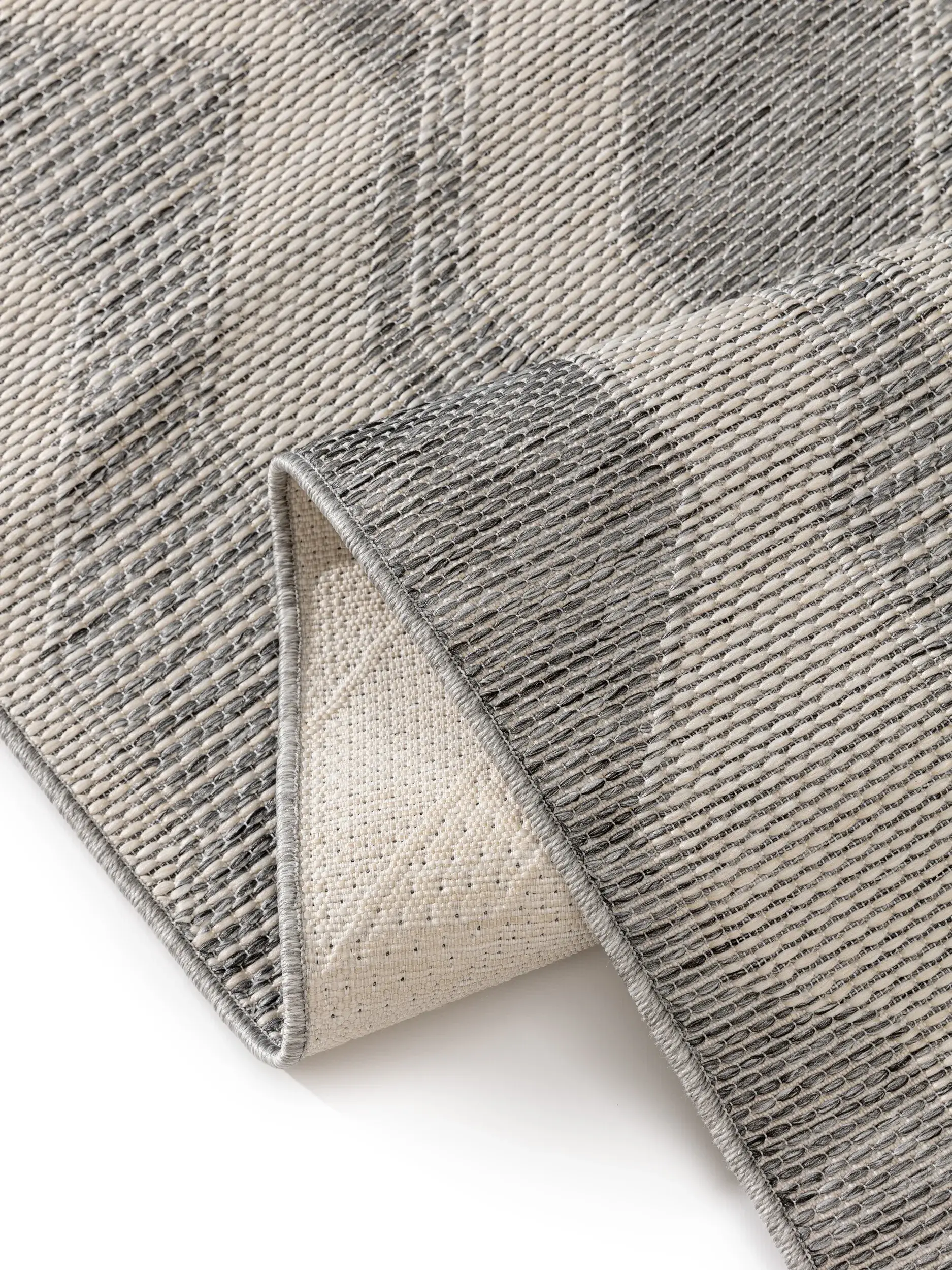 Rug made of 100% Polypropylen in Grey with a 100% Polypropylen high pile by benuta Nest