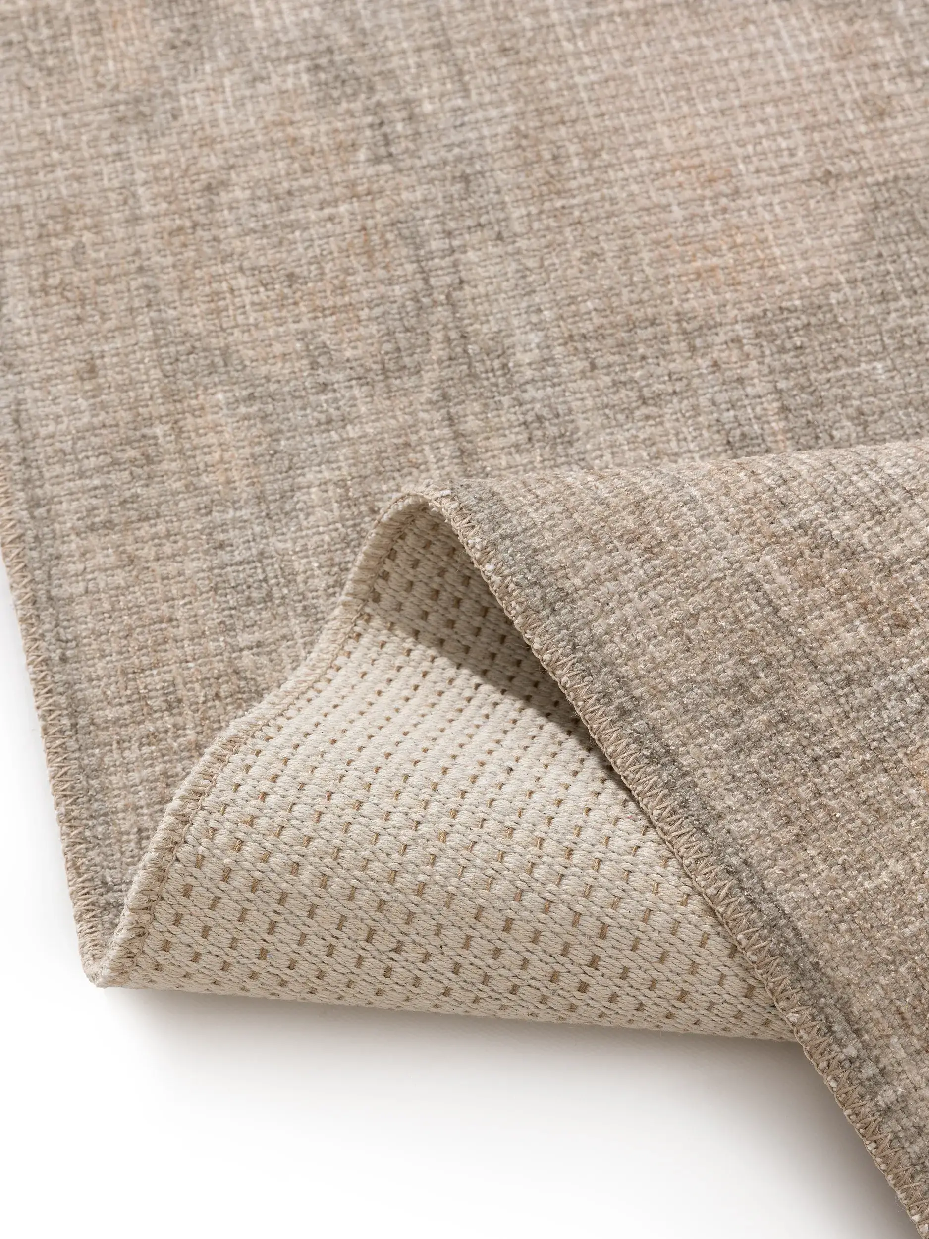 Teppich aus 50% Polyester, 50% Polycotton in Beige mit 50% Polyester, 50% Polycotton hohem Flor von benuta Nest