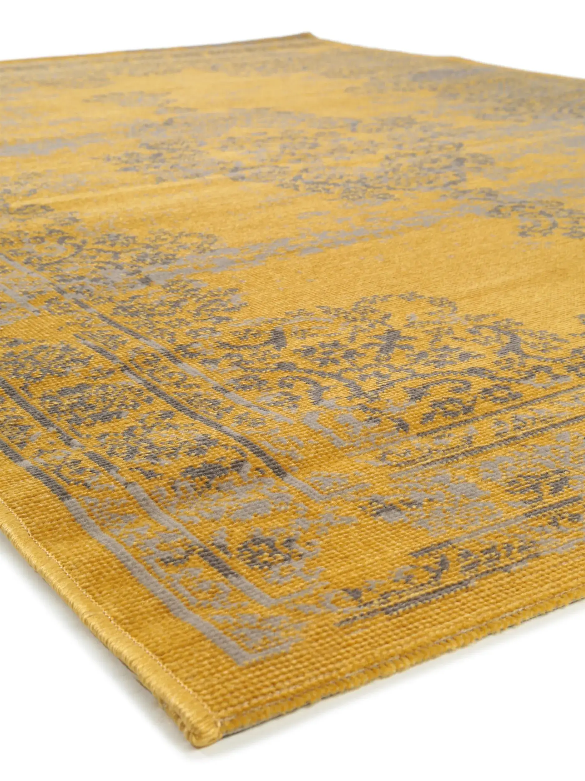 Rug Antique made of 100% Polypropylen in Yellow by benuta Nest