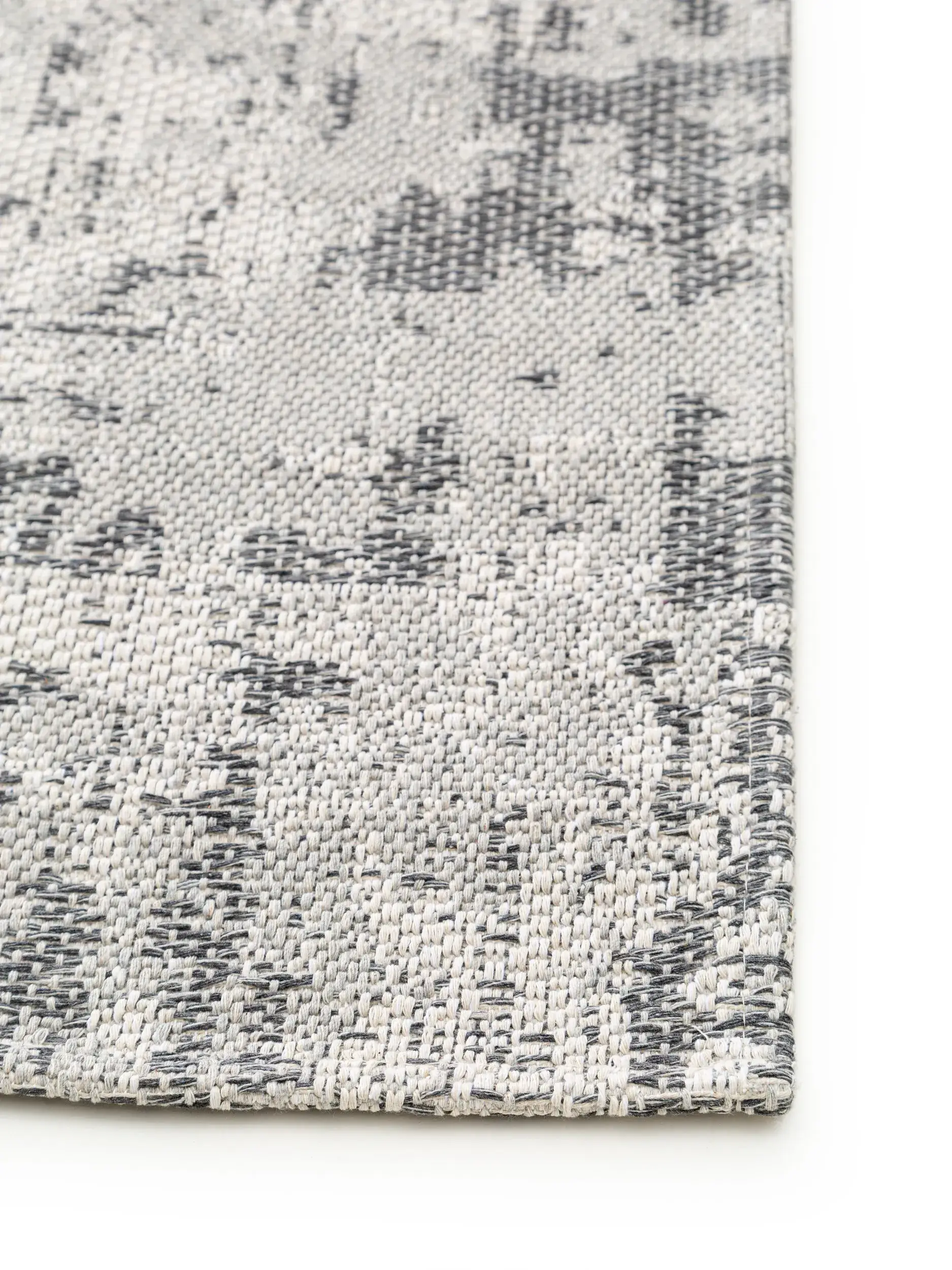 Rug made of 100% Cotton in Grey with a 100% Cotton high pile by benuta Nest