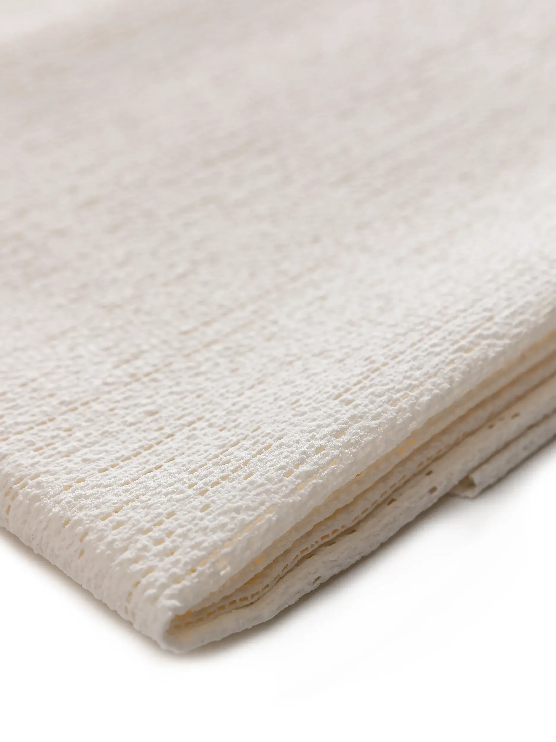 Teppichunterlage rund Prima Weiß im Design  aus 100% Polyester von benuta