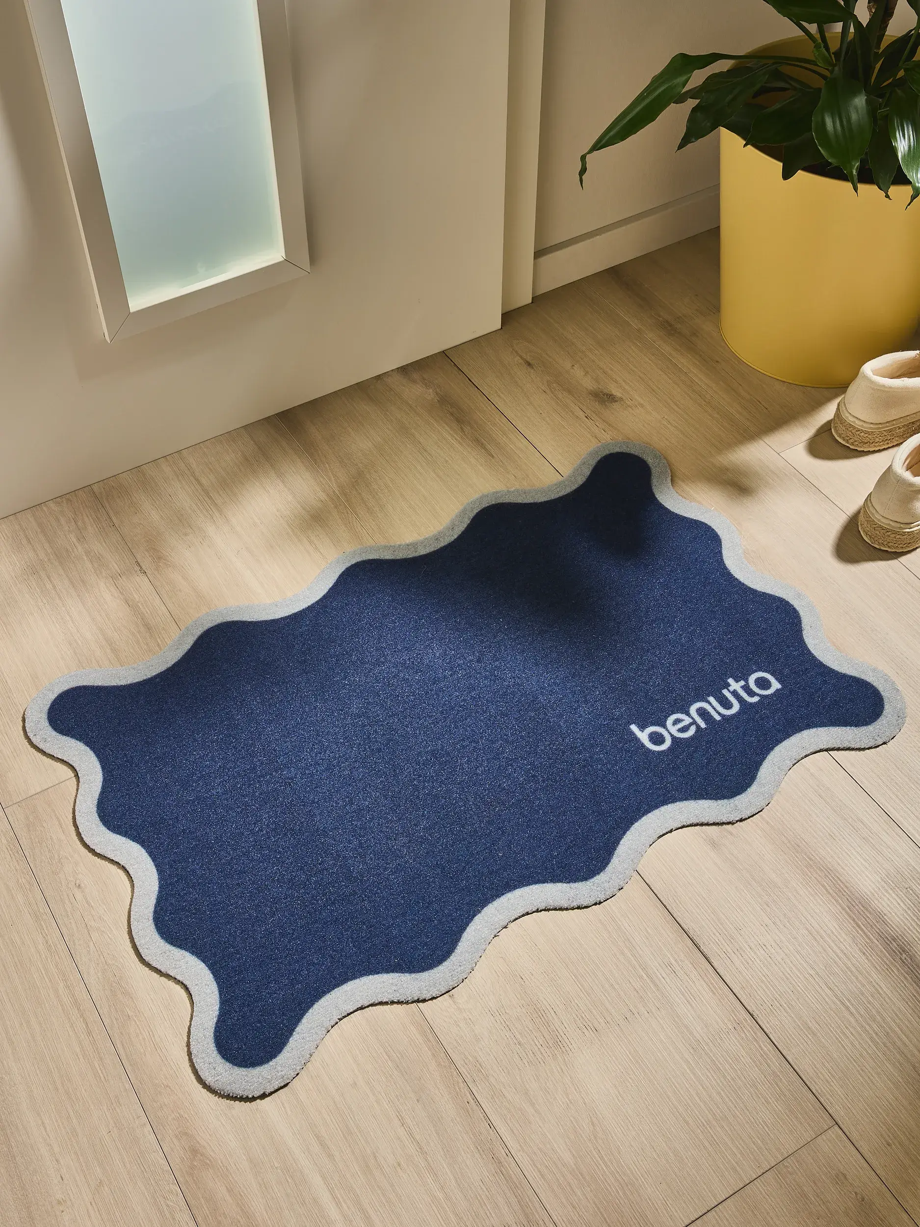 Wycieraczka Curl niebieski im Design Obramowanie aus 100% Poliester (PET recyklingowany) von benuta