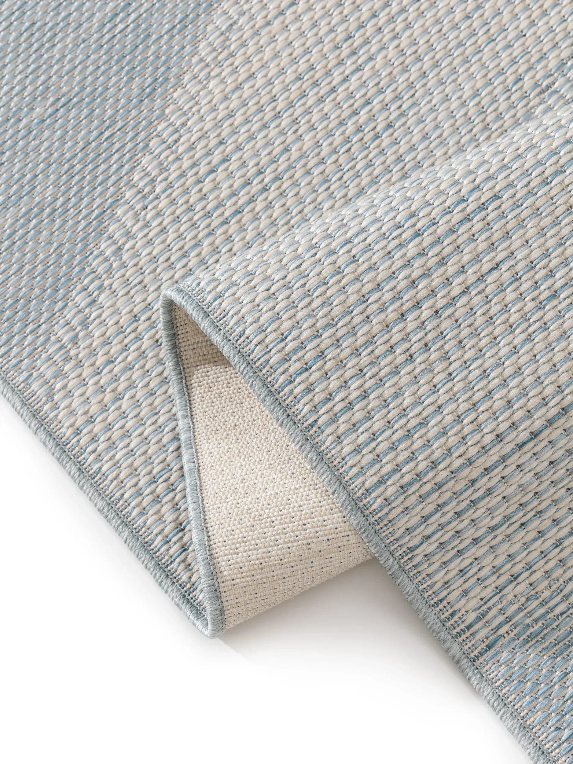 Rug made of 100% Polypropylen in Blue with a 100% Polypropylen high pile by benuta Nest