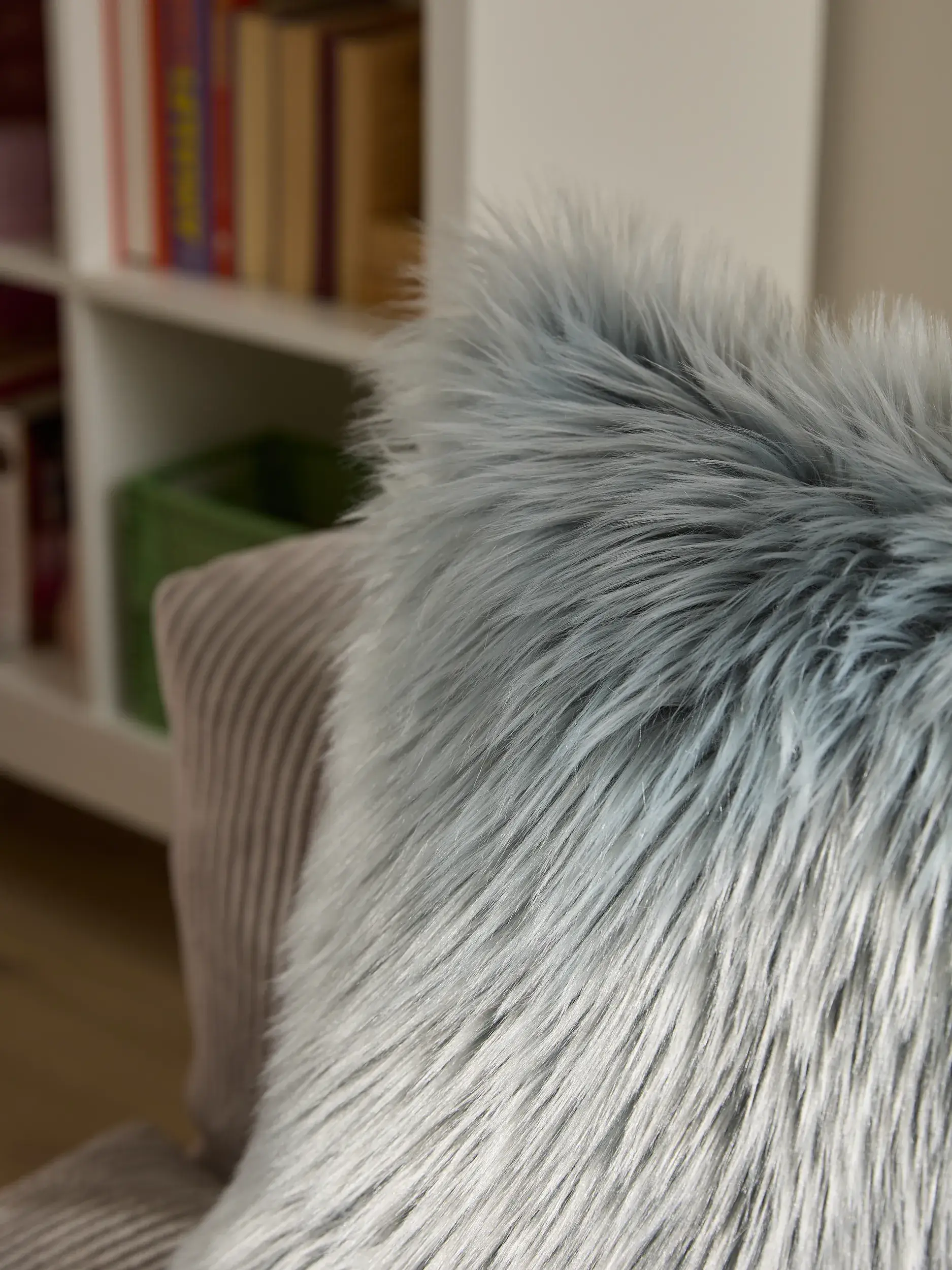 Kissen Nanuk Blau i Einfarbig-design laget av 70 % polyakryl, 30 % polyester fra benuta Pop
