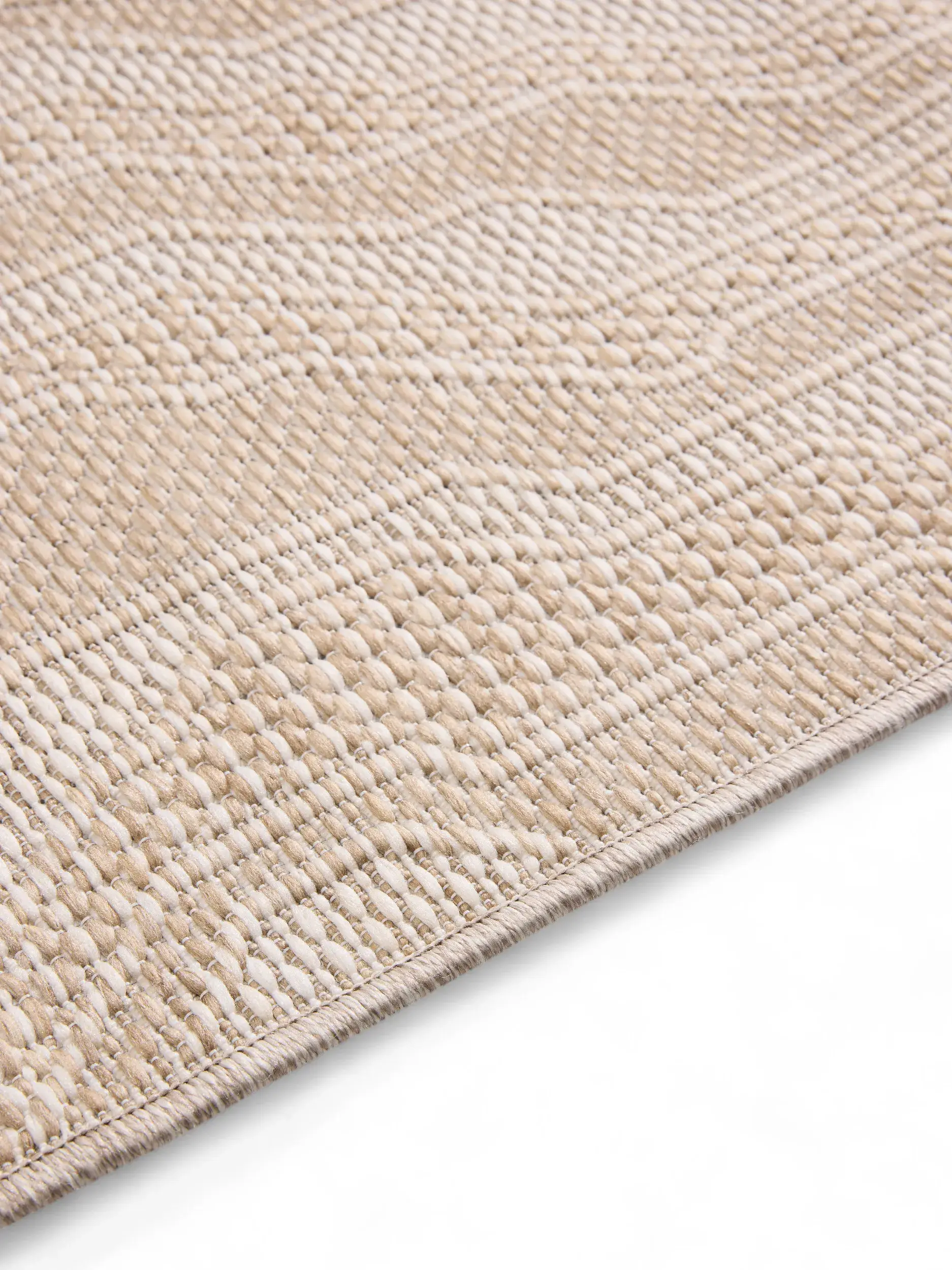 Teppich aus 100% Polypropylen in Weiß mit 100% Polypropylen hohem Flor von benuta Nest