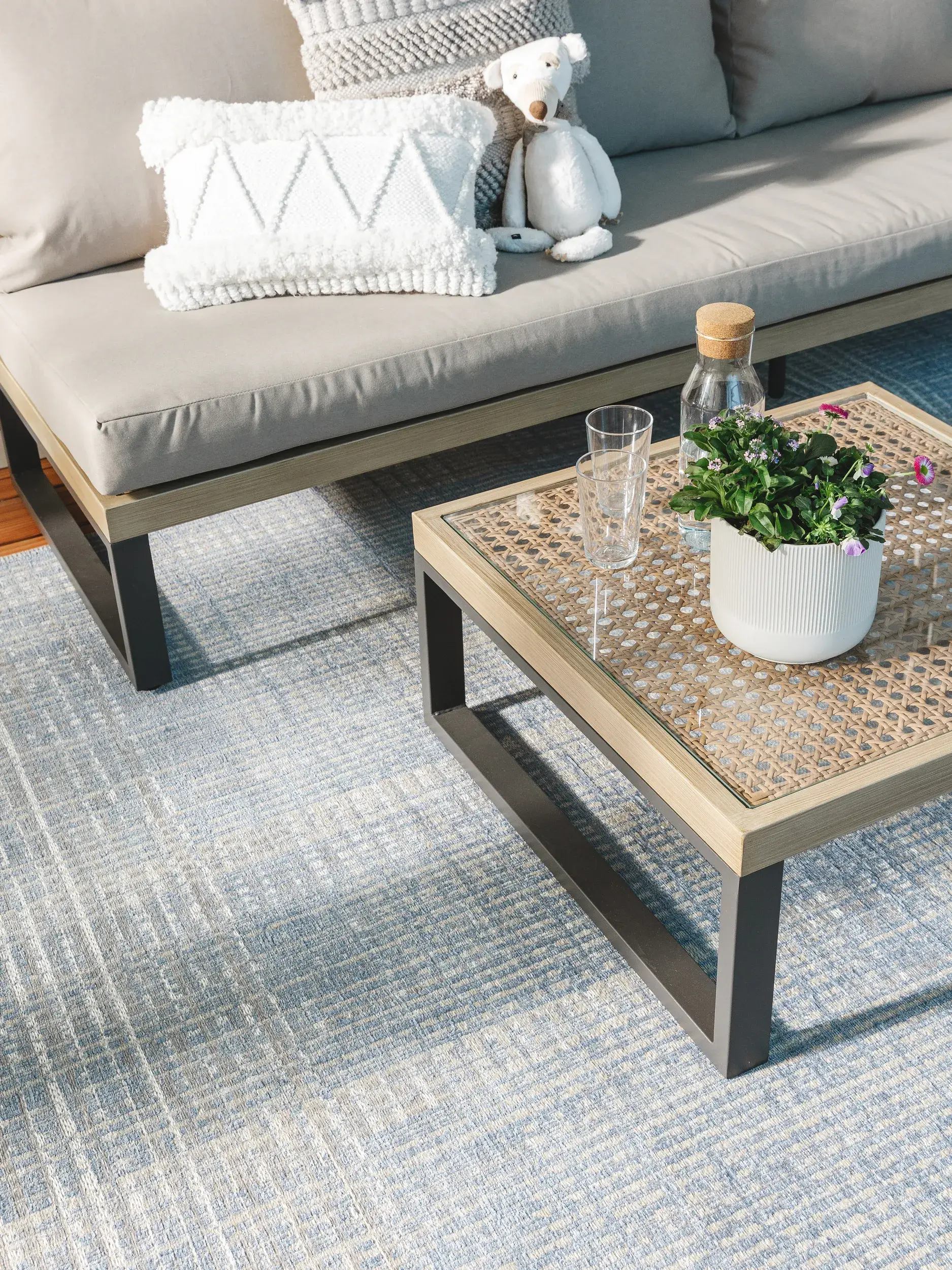 Teppich aus 100% Polyester (recyceltes PET) in Multicolor mit 100% Polyester (recyceltes PET) hohem Flor von benuta Nest