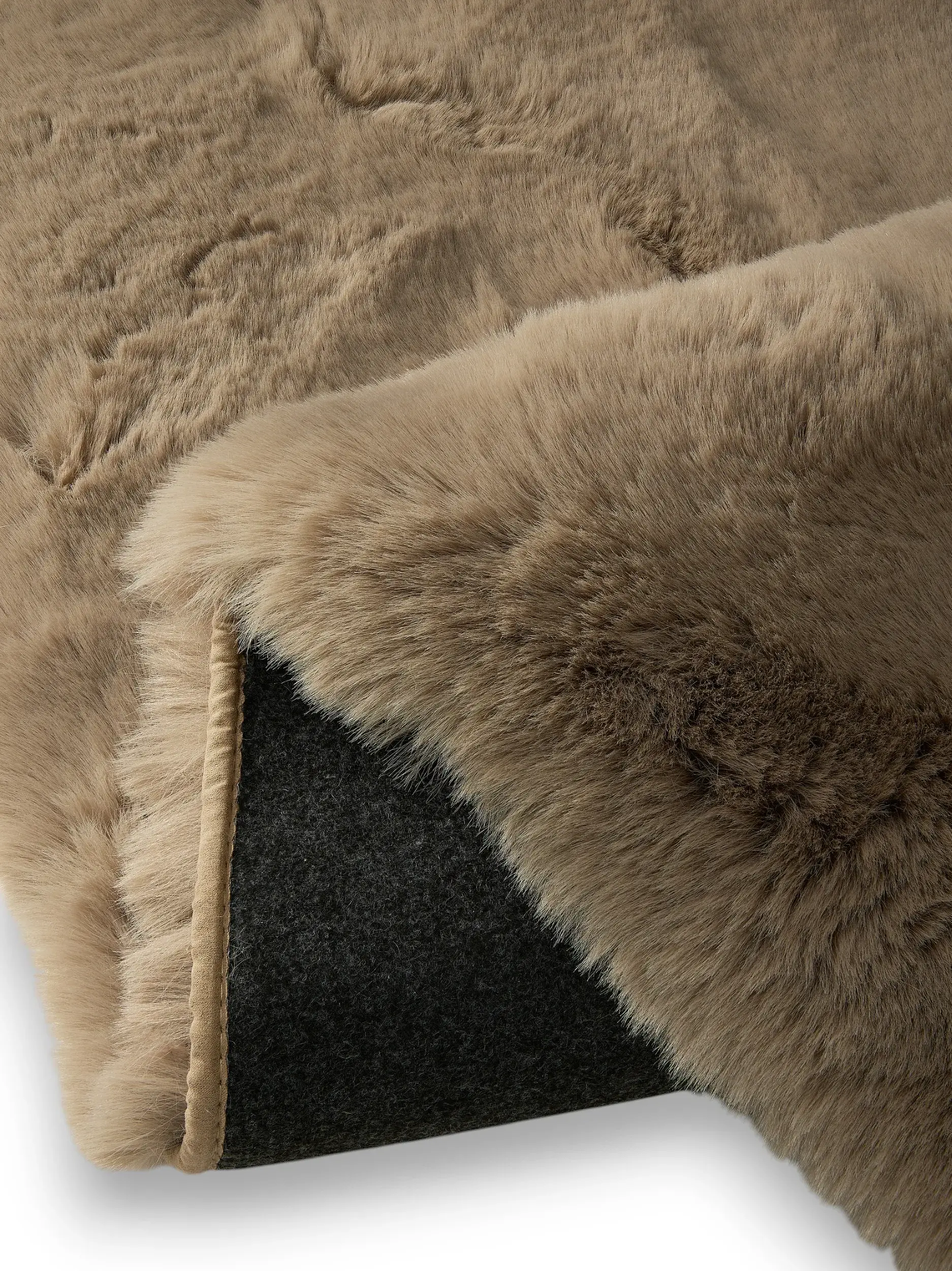 Tapete Lux de 100% Poliéster em Taupe da benuta Finest