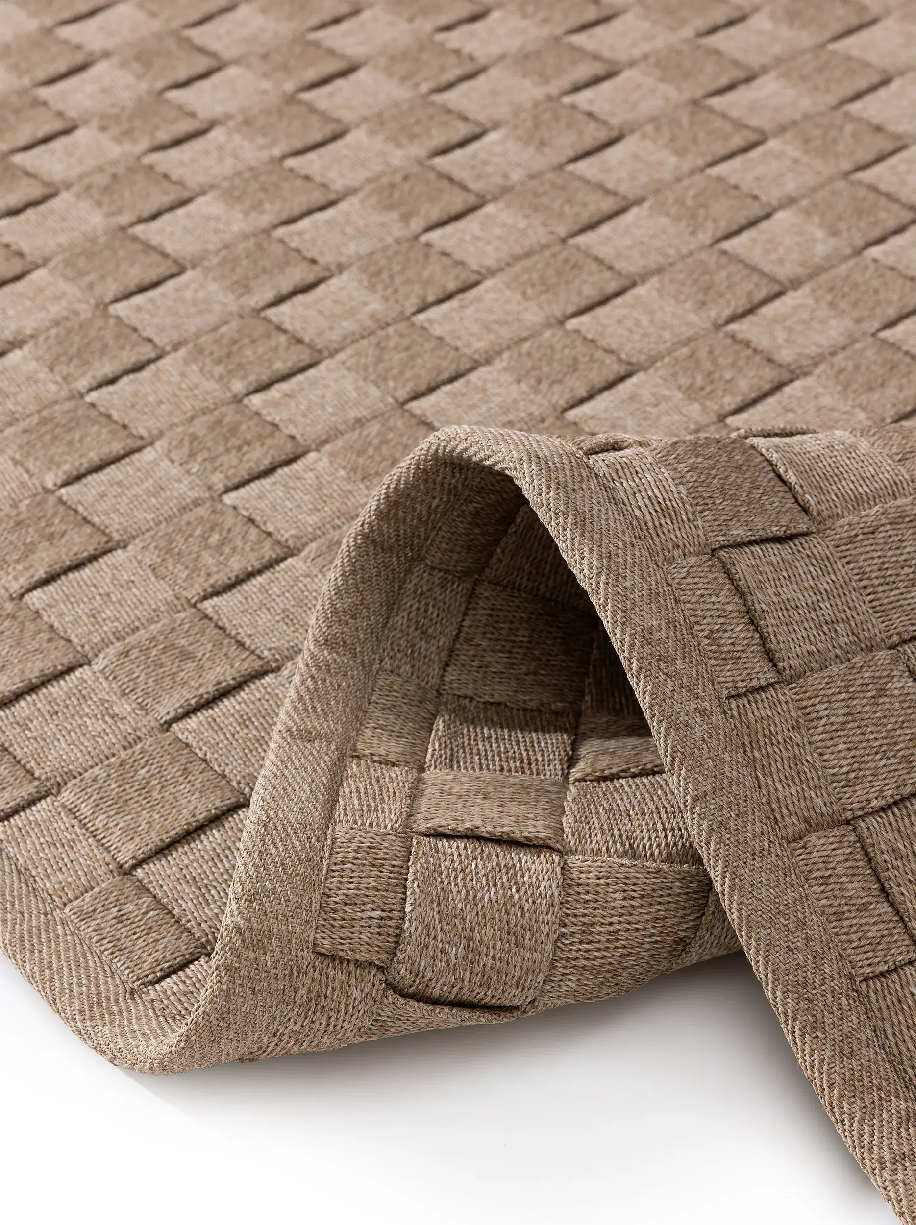 Teppich aus 100% Polypropylen in Beige mit 100% Polypropylen hohem Flor von benuta Finest