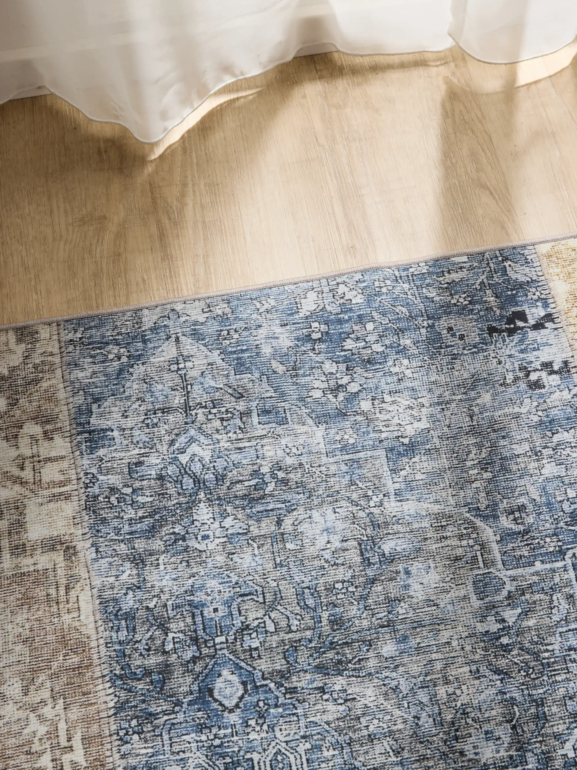 Rug made of 100% Polyester in Multicolour with a 100% Polyester high pile by benuta Basic