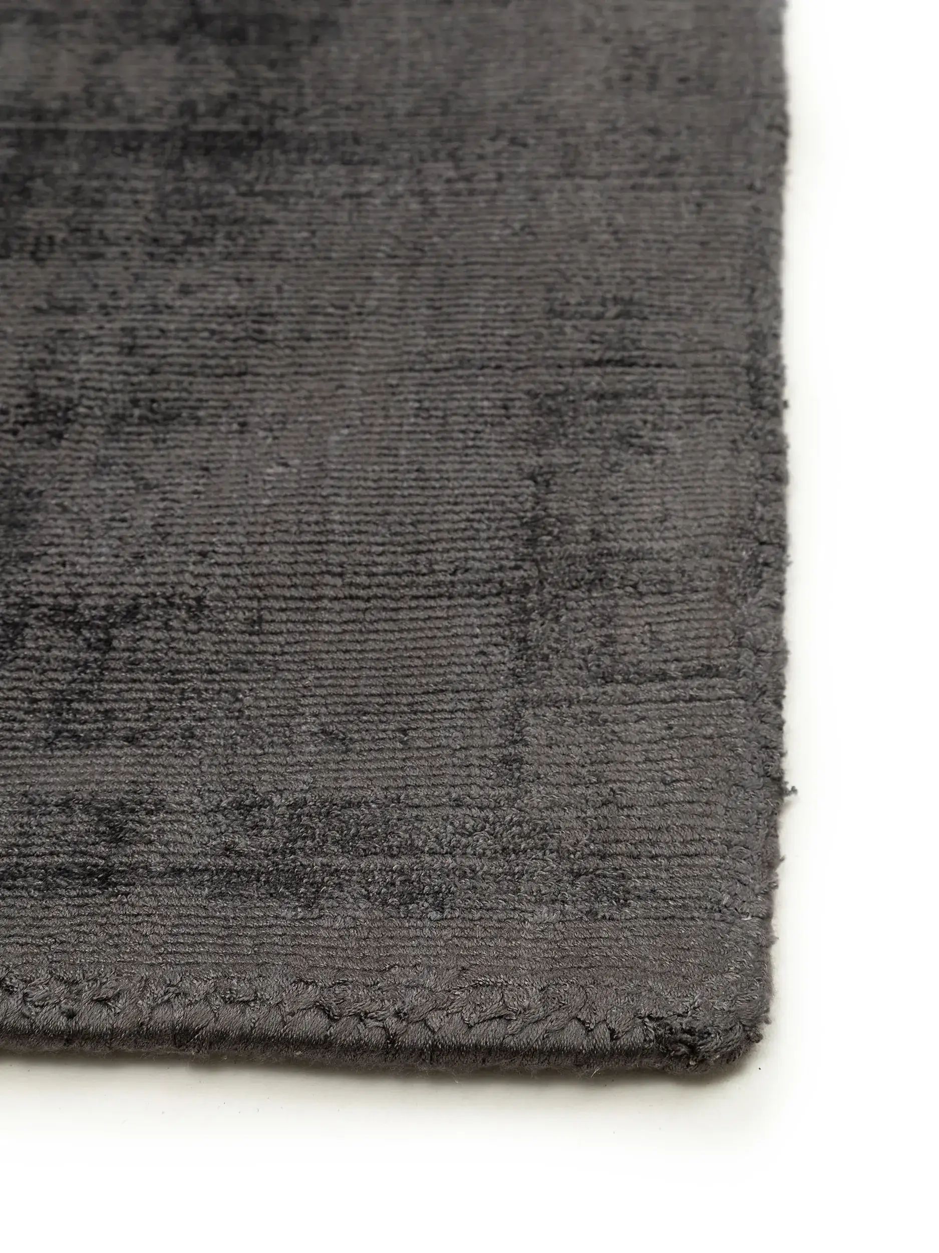Teppich Nova aus 100% Viskose in Beige von benuta Pure