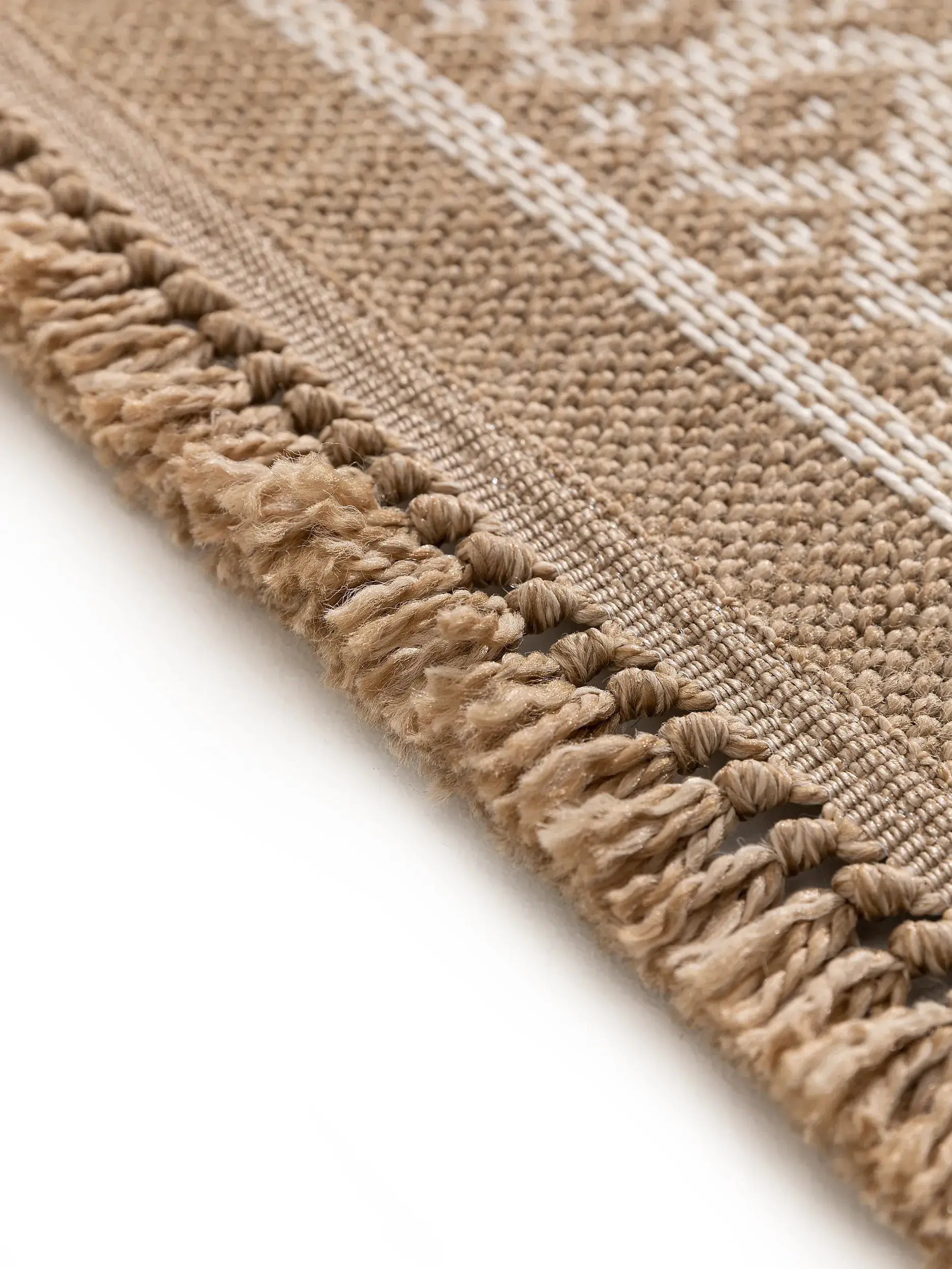 Teppich aus 100% Polypropylen in Beige mit 100% Polypropylen hohem Flor von benuta Pop