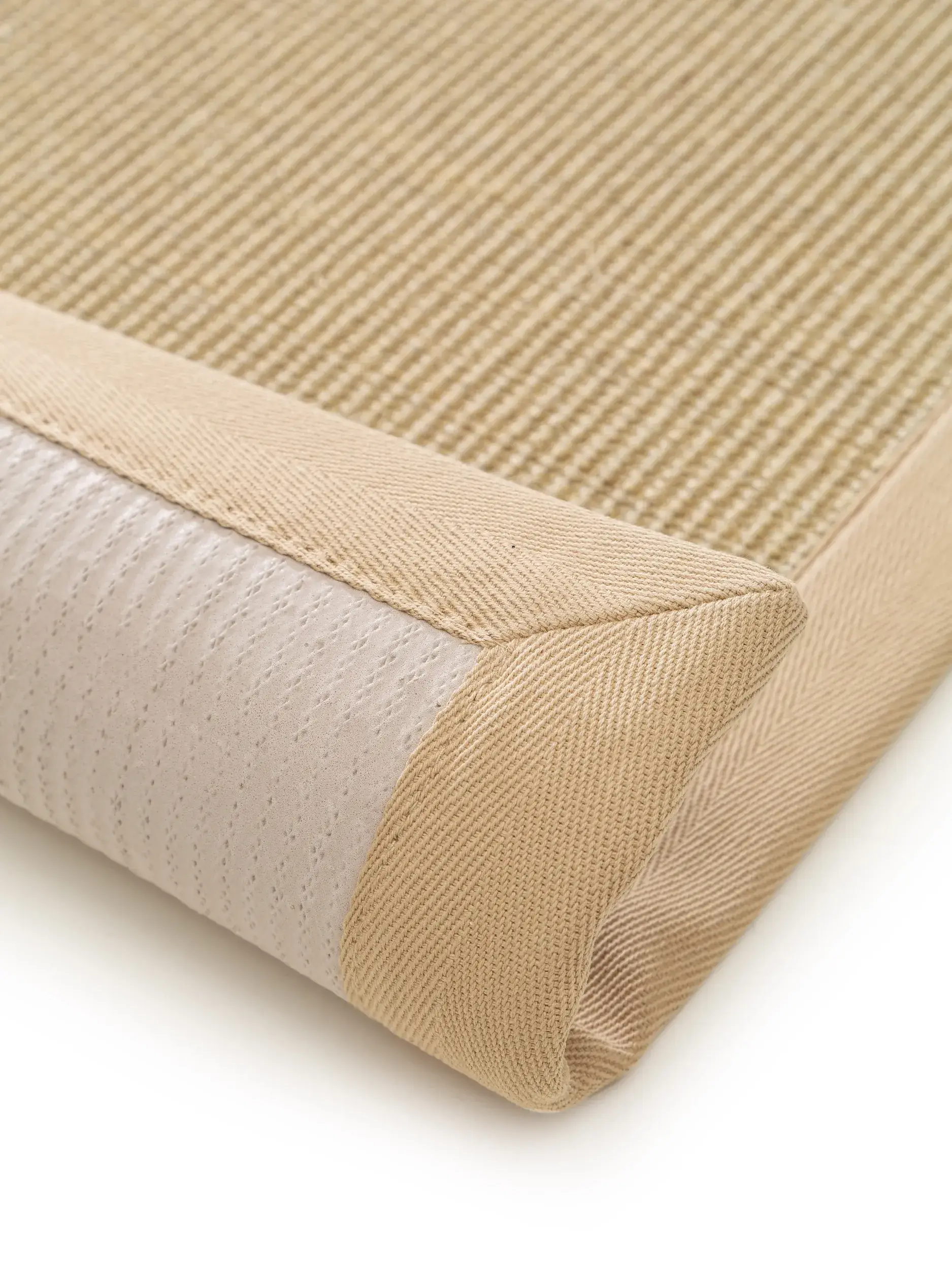 Fußmatte Sana Cream im Design Bordüre aus 100% Sisal von benuta Nest