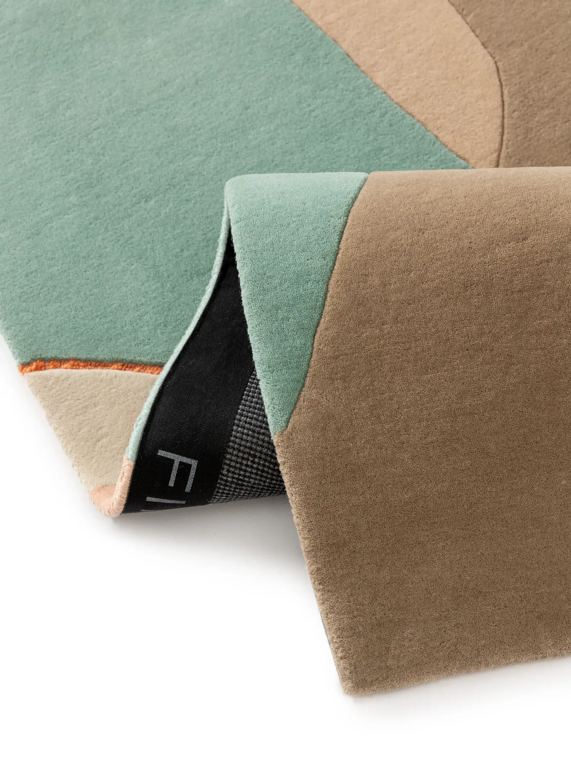 Teppich Gus aus 85% Wool, 15% Lyocell (Tencel™) in Multicolour von benuta Finest