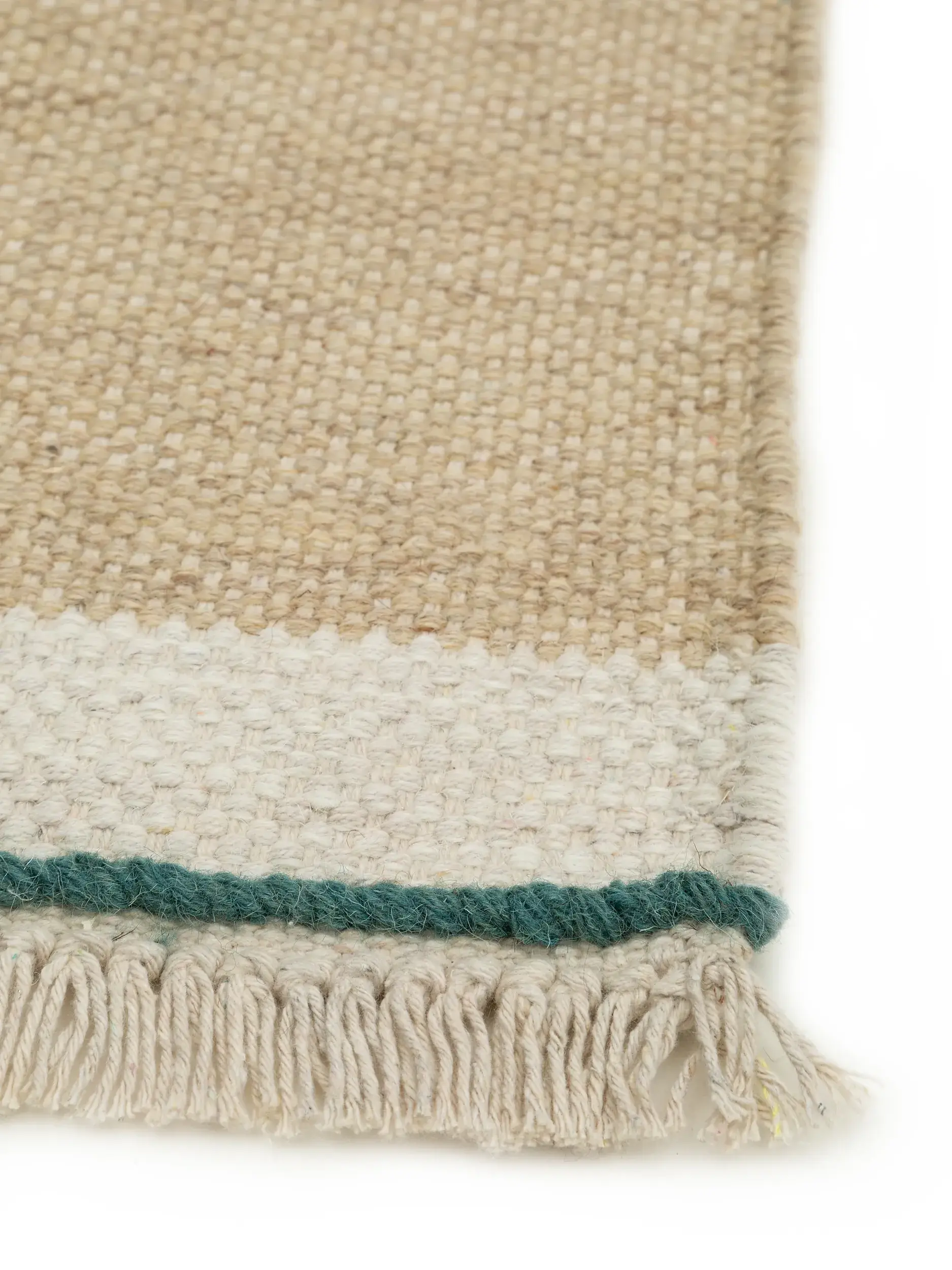 Matto 60% Wolle, 40% Baumwollea värissä Beige 60% Wolle, 40% Baumwolle korkealla nukalla merkiltä benuta Pop